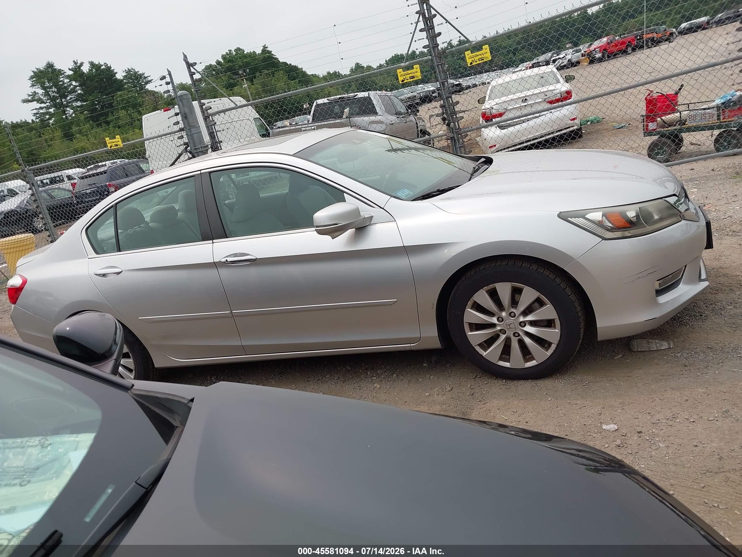 2013 Honda Accord Ex-l Silver vin: 1HGCR2F8XDA168659