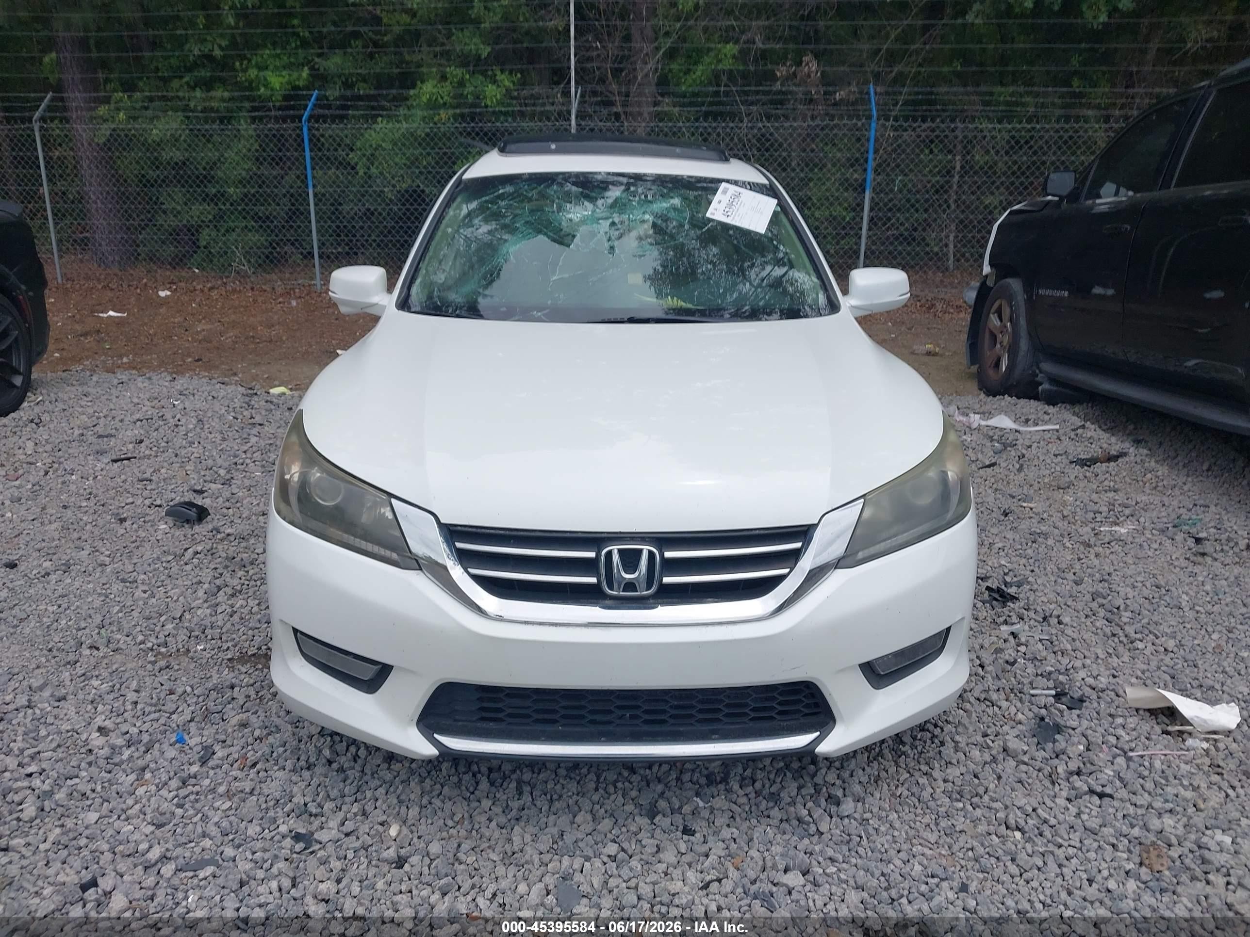 2015 Honda Accord Ex-l Белый vin: 1HGCR2F8XFA062795