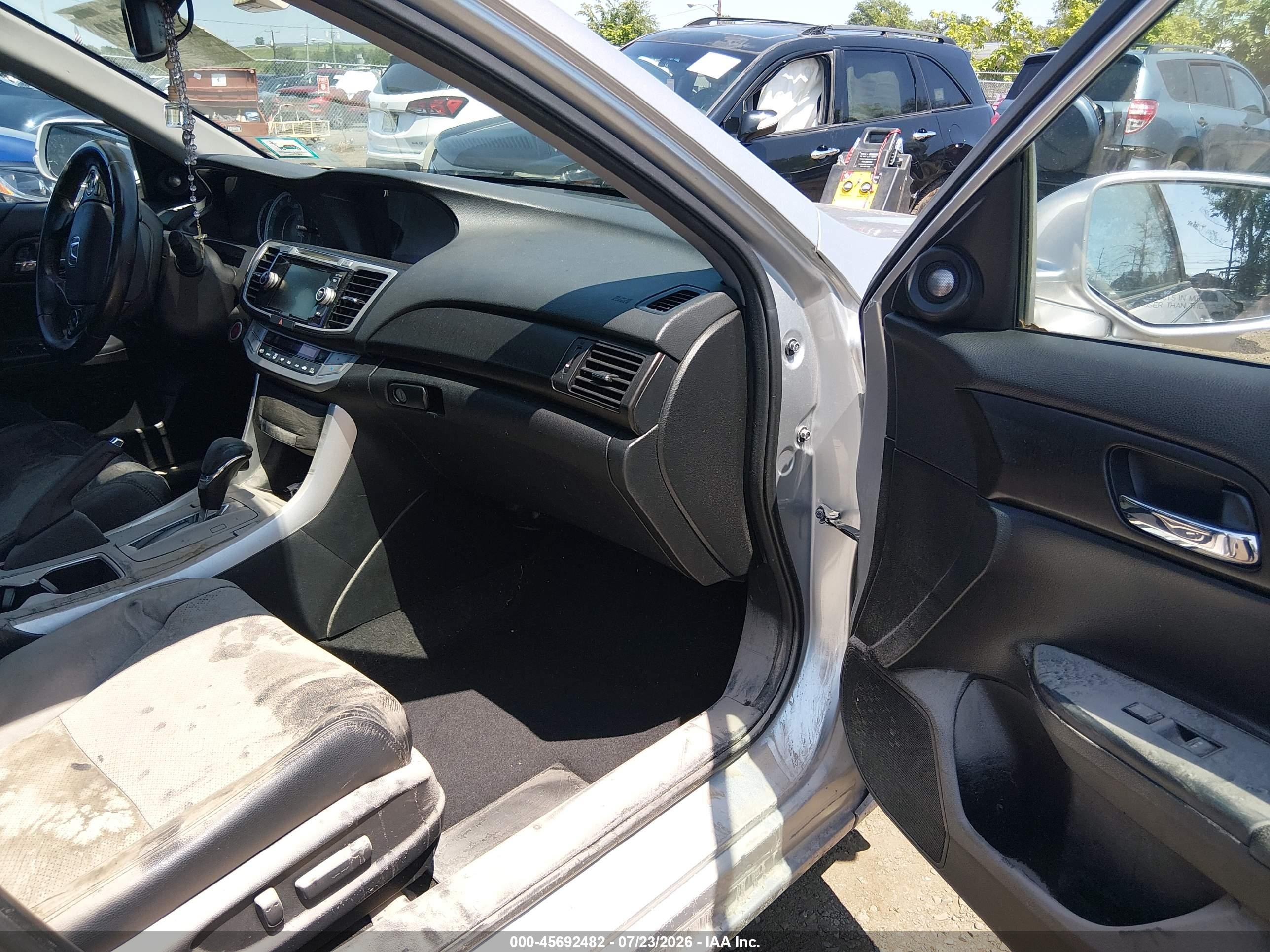 2015 Honda Accord Ex-l Silver vin: 1HGCR2F8XFA174044