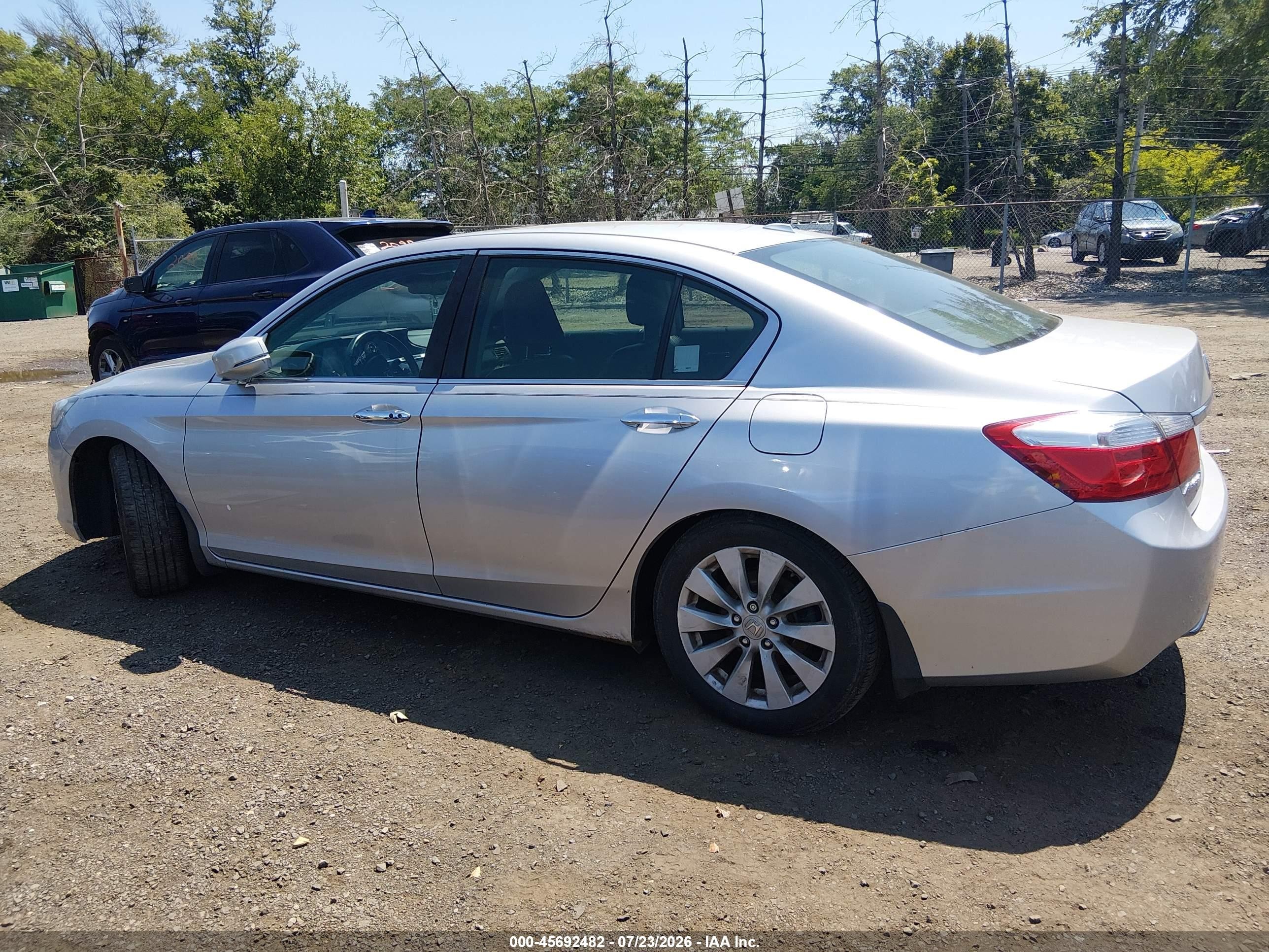 2015 Honda Accord Ex-l Silver vin: 1HGCR2F8XFA174044