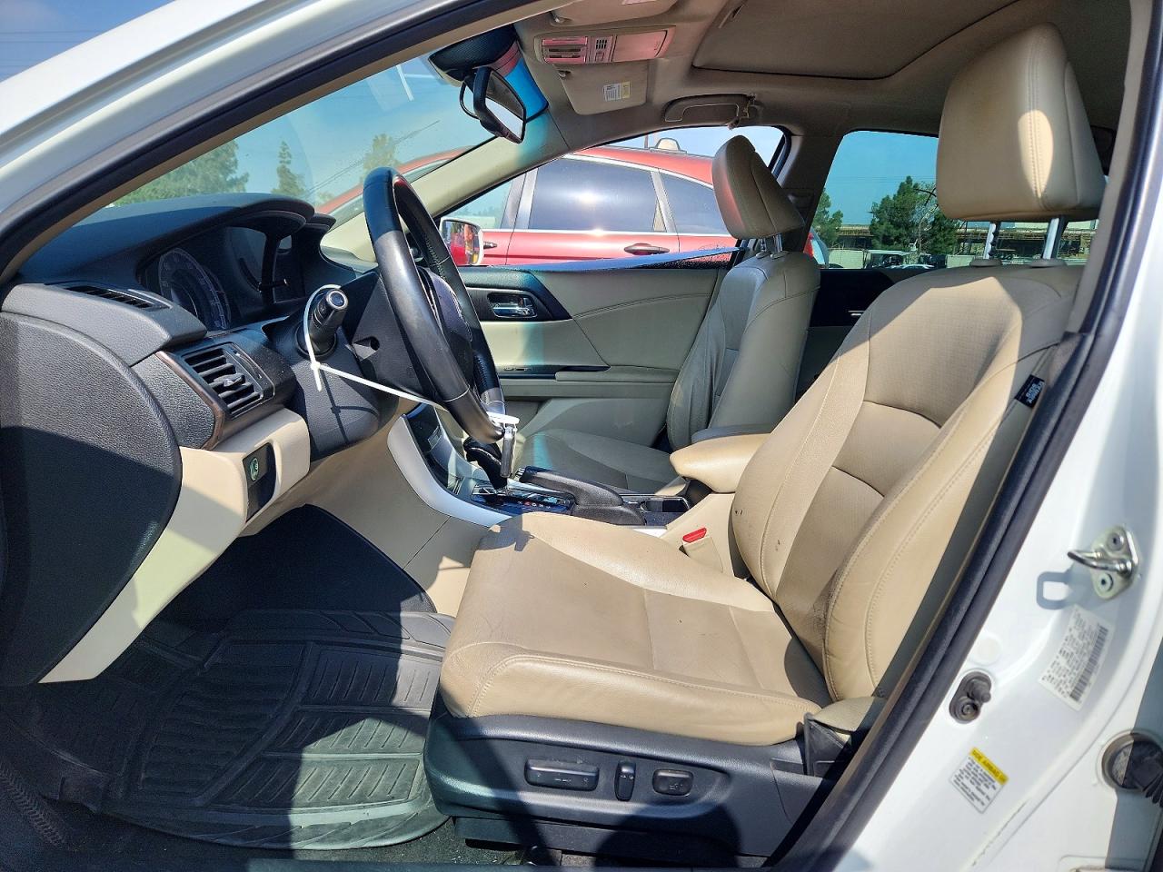 2015 Hond Accord White vin: 1HGCR2F8XFA244237