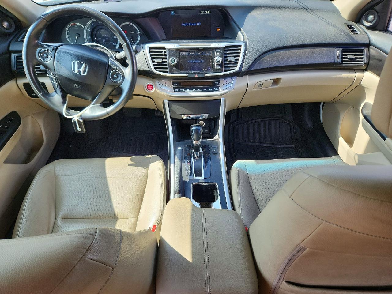 2015 Hond Accord White vin: 1HGCR2F8XFA244237