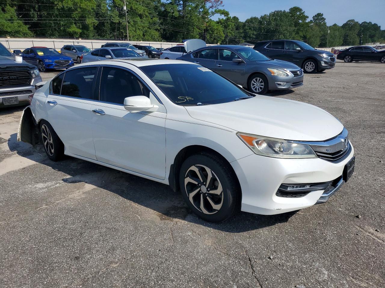 2017 Honda Accord Exl White vin: 1HGCR2F8XHA239588
