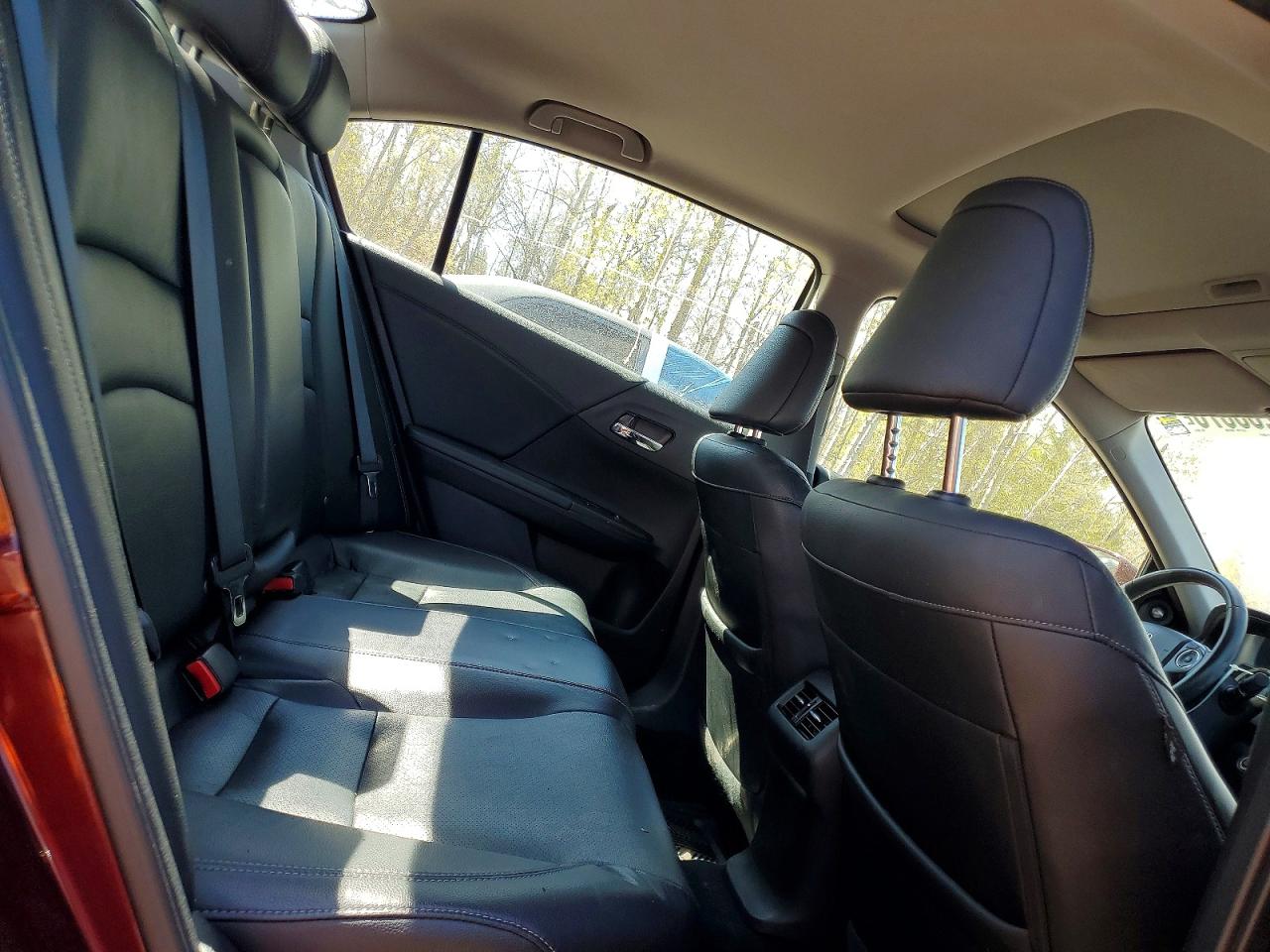 2015 Honda Accord Touring Red vin: 1HGCR2F95FA809910
