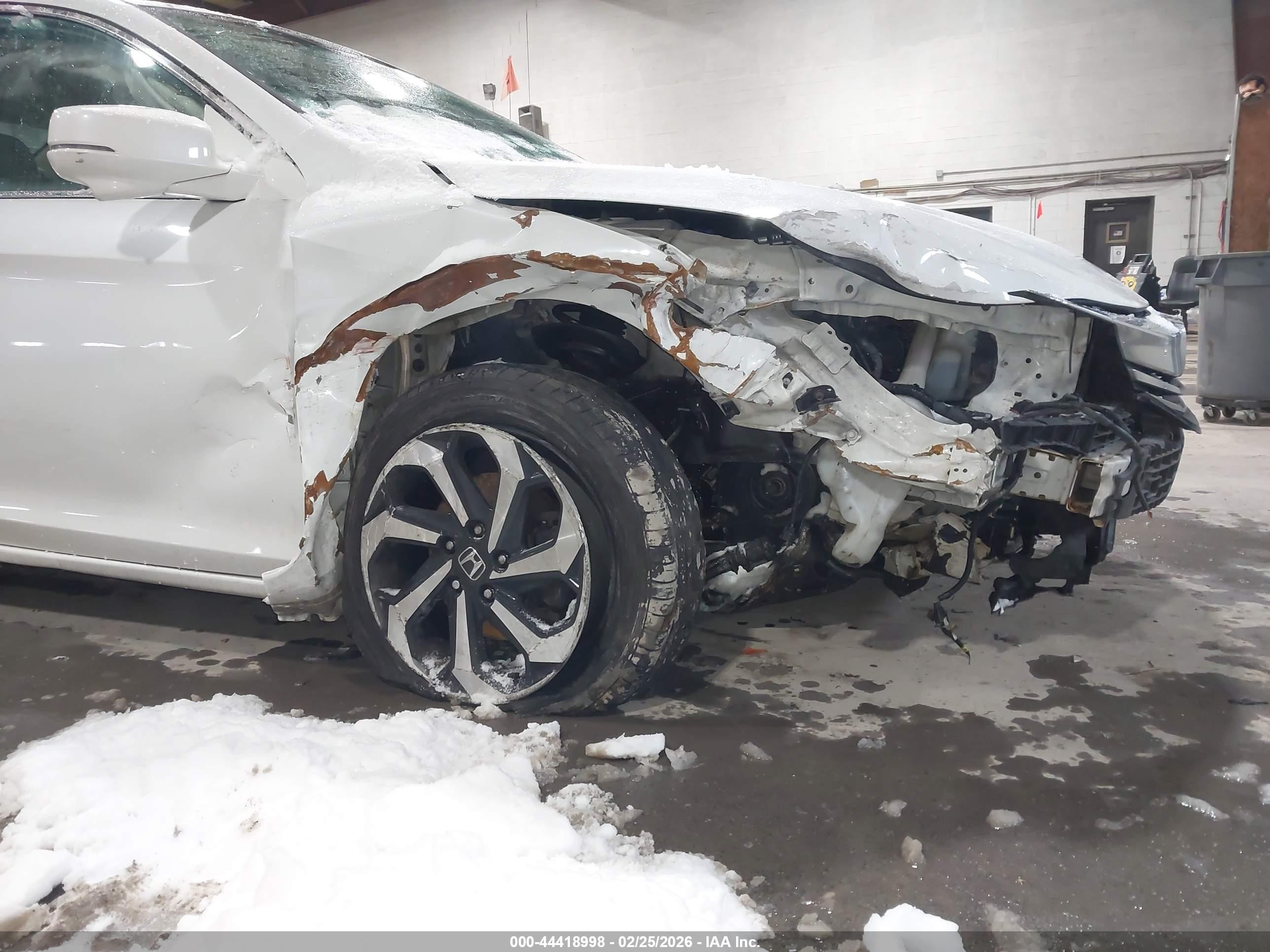 2017 Honda Accord Ex-l White vin: 1HGCR2F98HA177441
