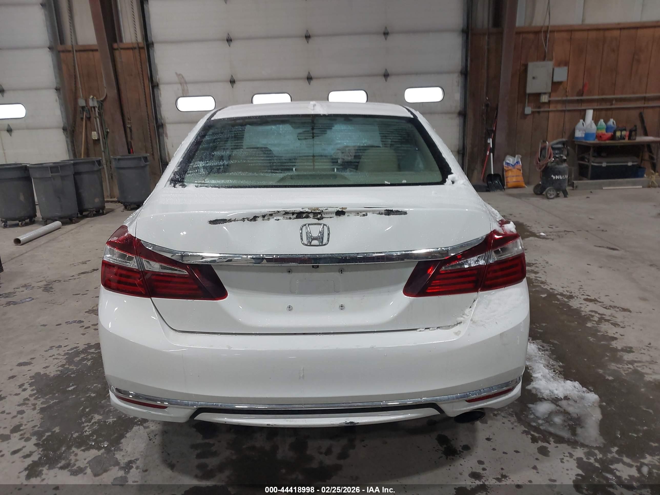2017 Honda Accord Ex-l White vin: 1HGCR2F98HA177441