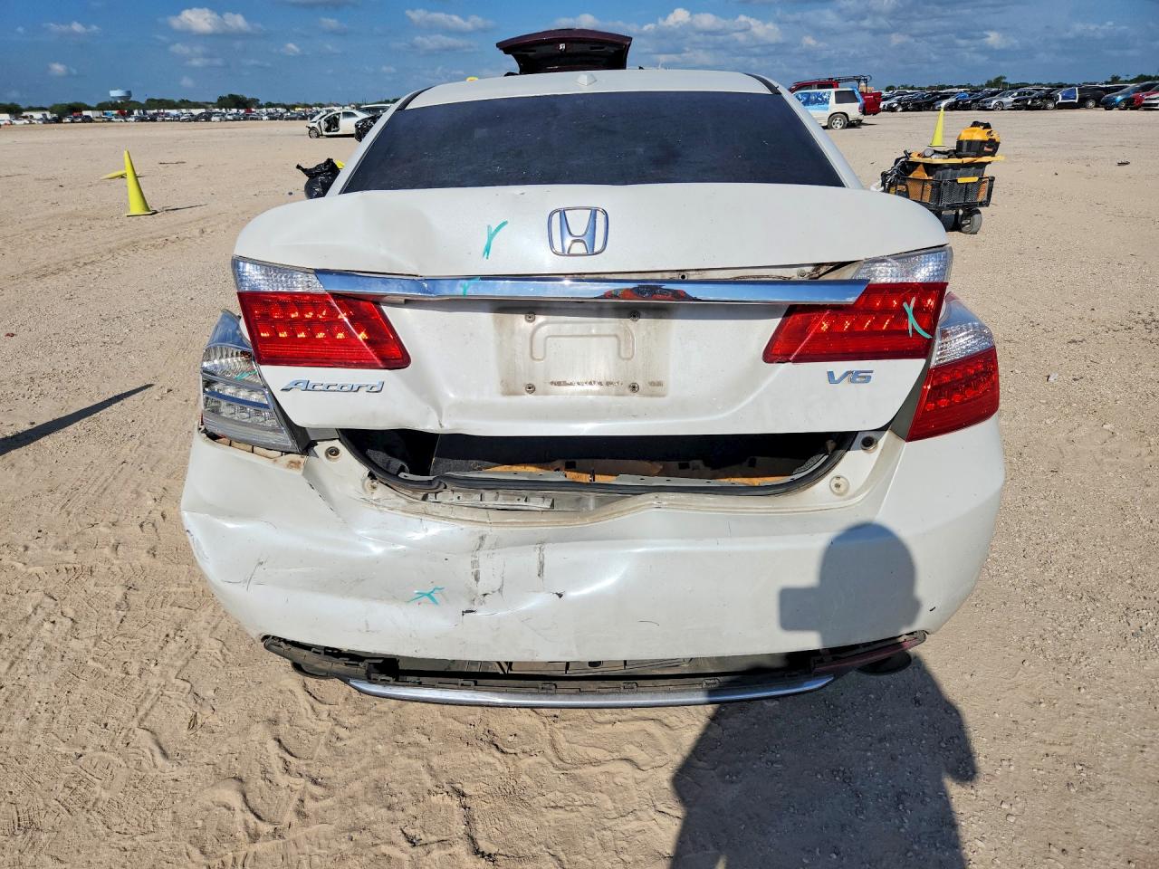 2013 Honda Accord Exl Белый vin: 1HGCR3F80DA004889