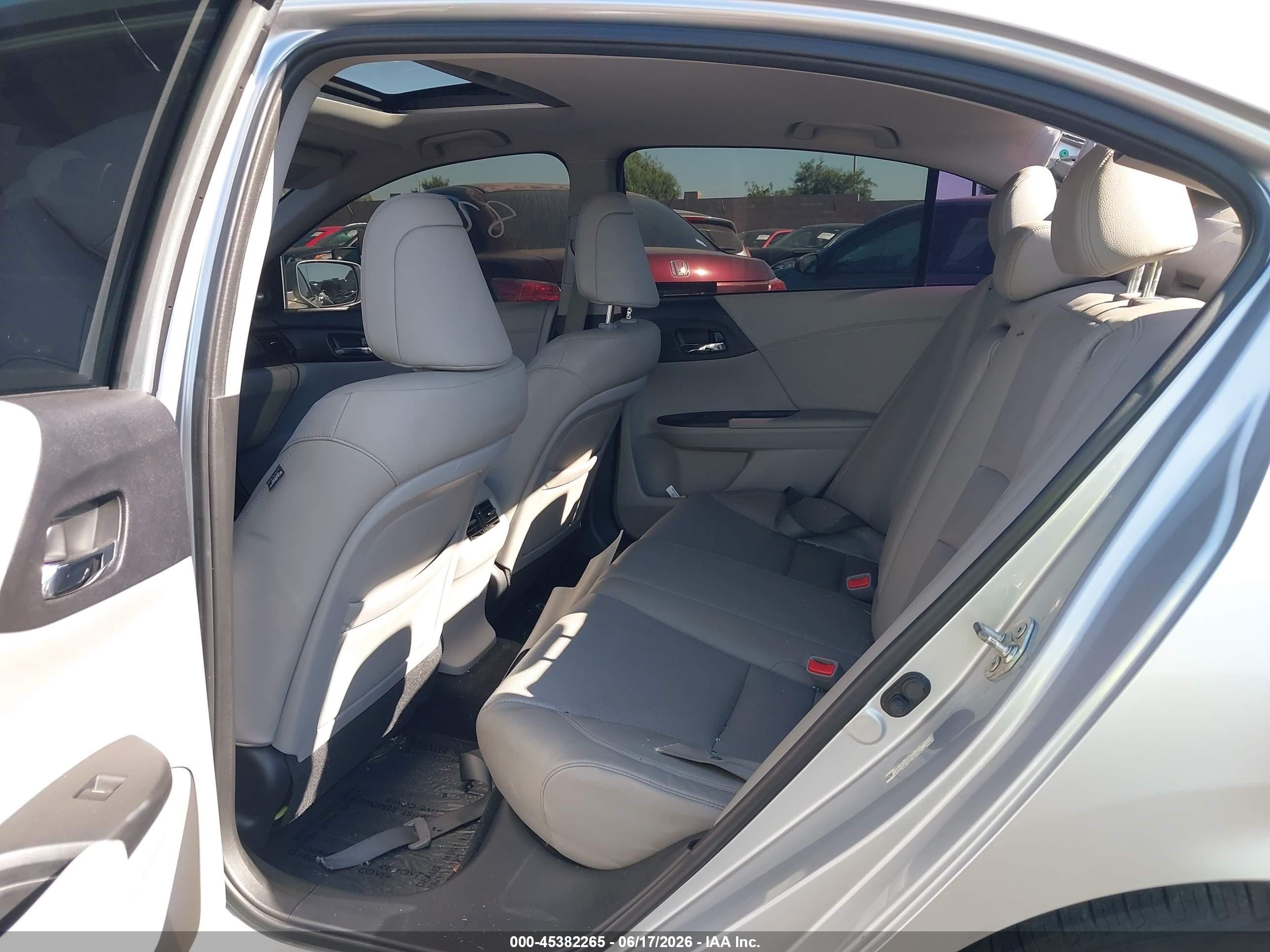 2013 Honda Accord Ex-l V-6 Silver vin: 1HGCR3F80DA010207