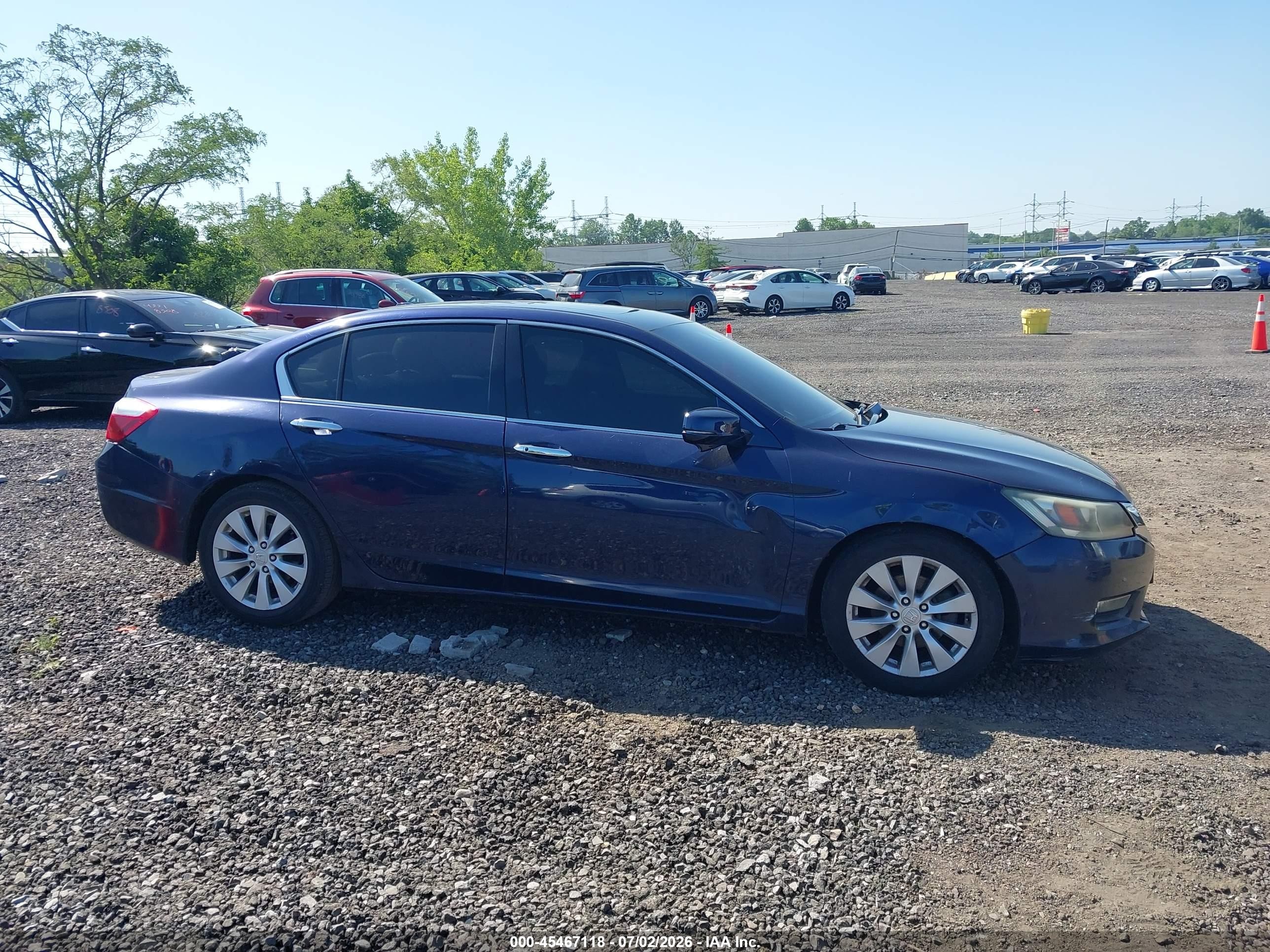 2013 Honda Accord Ex-l V-6 Blue vin: 1HGCR3F80DA012006