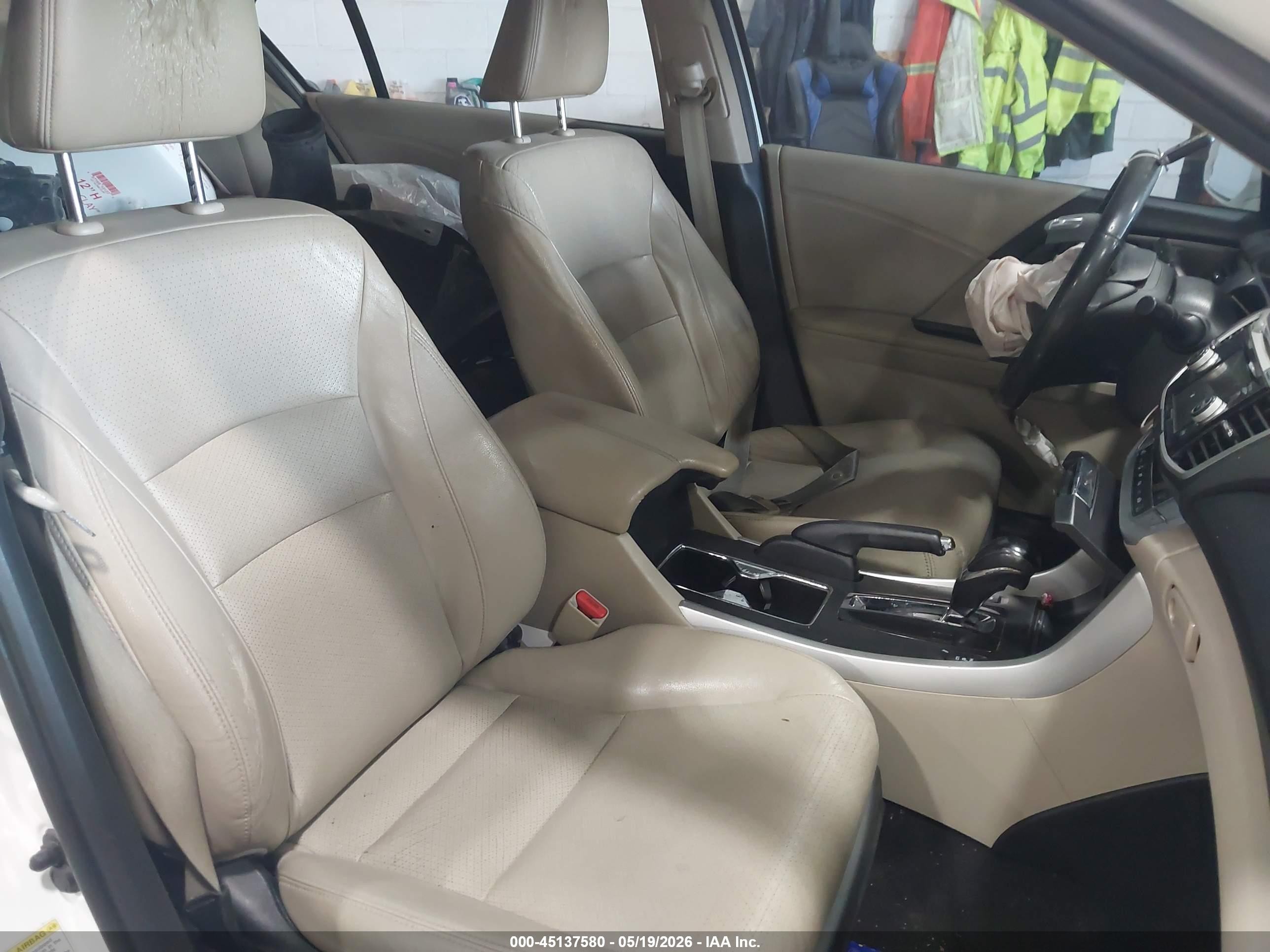 2014 Honda Accord Exl White vin: 1HGCR3F80EA003386