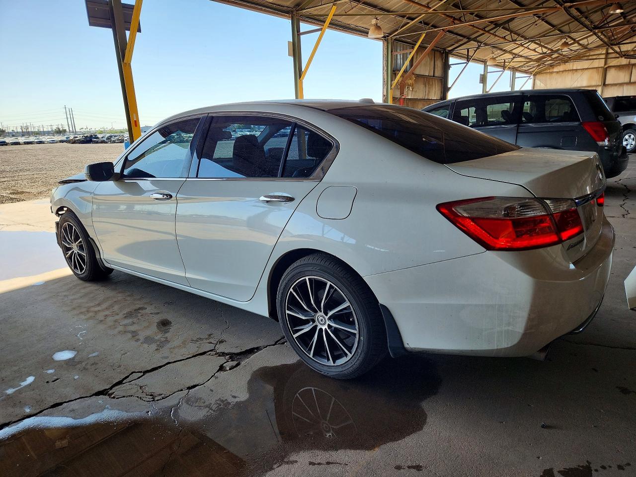 2015 Honda Accord Exl White vin: 1HGCR3F80FA016317