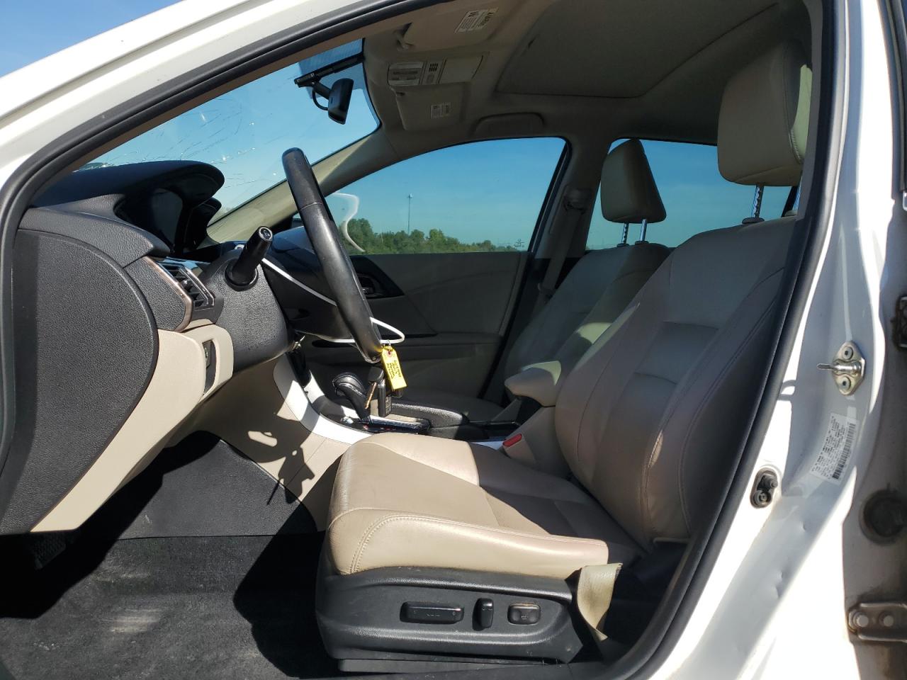 2017 Honda Accord Exl White vin: 1HGCR3F80HA014490