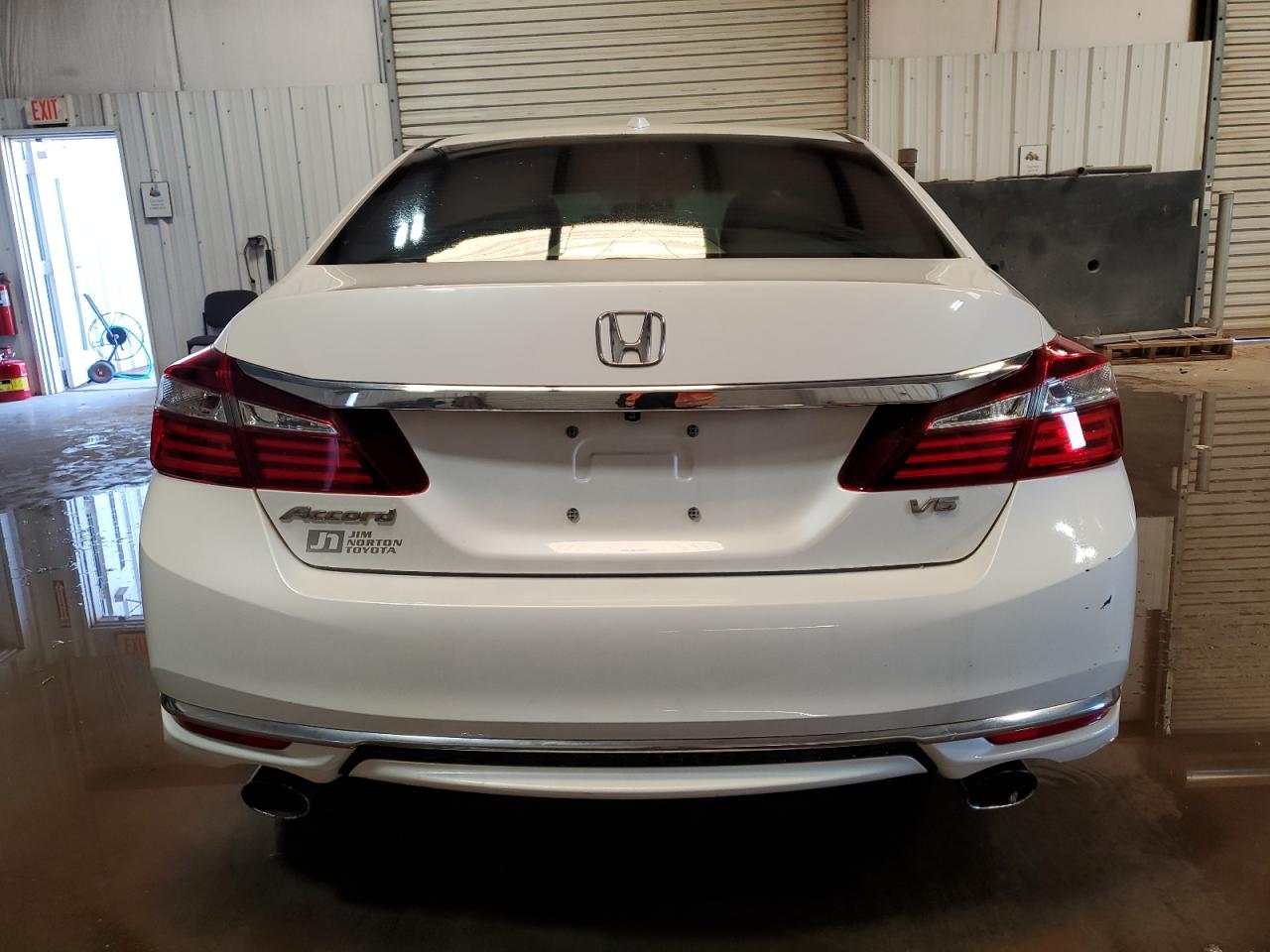 2017 Honda Accord Exl White vin: 1HGCR3F80HA014490