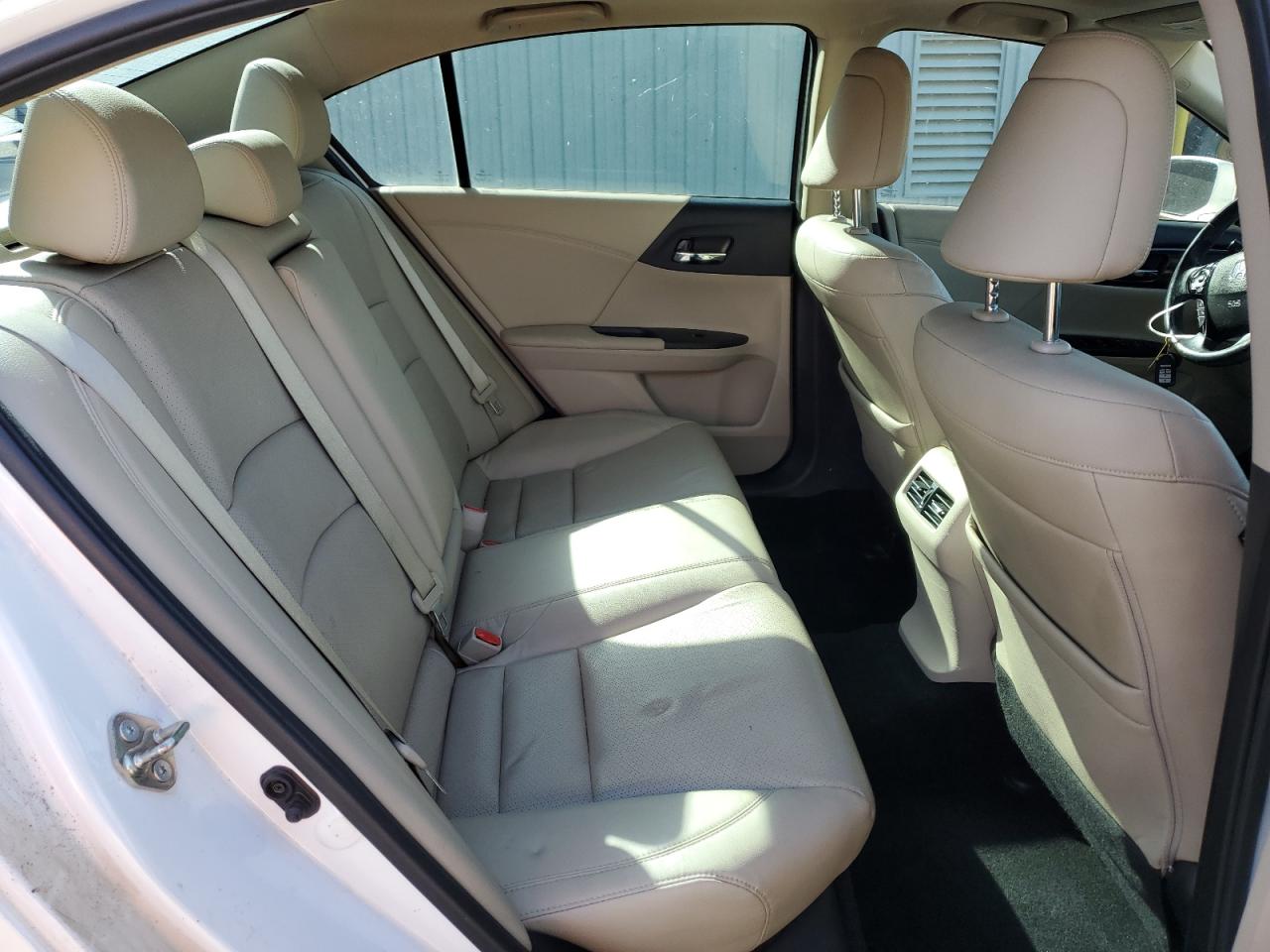 2017 Honda Accord Exl White vin: 1HGCR3F80HA014490