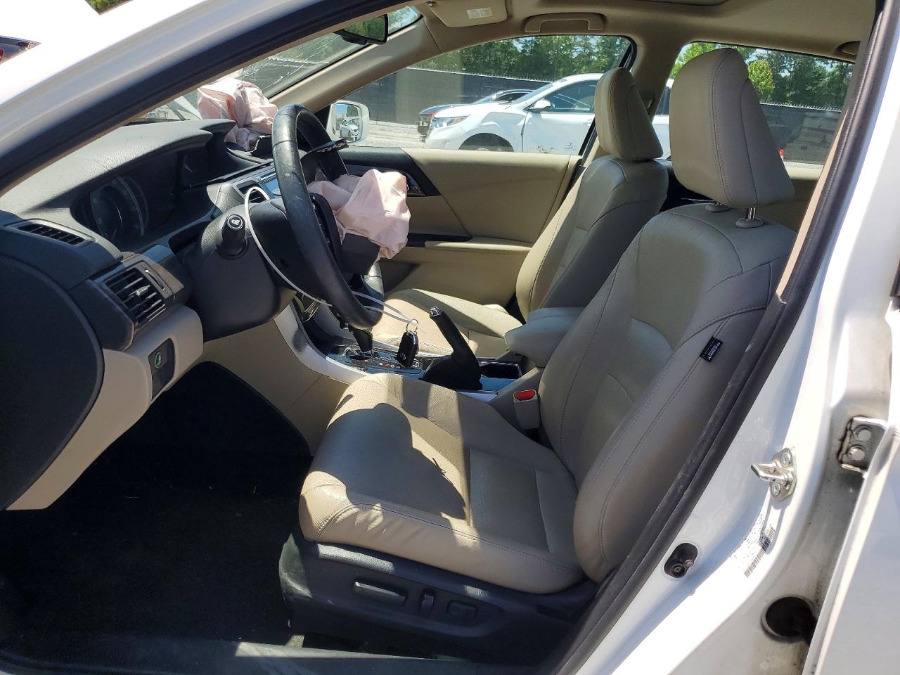 2017 Honda Accord Exl White vin: 1HGCR3F80HA039258