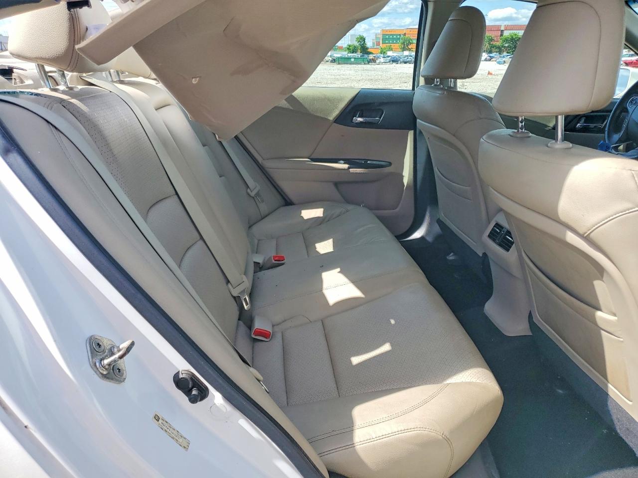 2013 Honda Accord Exl White vin: 1HGCR3F81DA022737