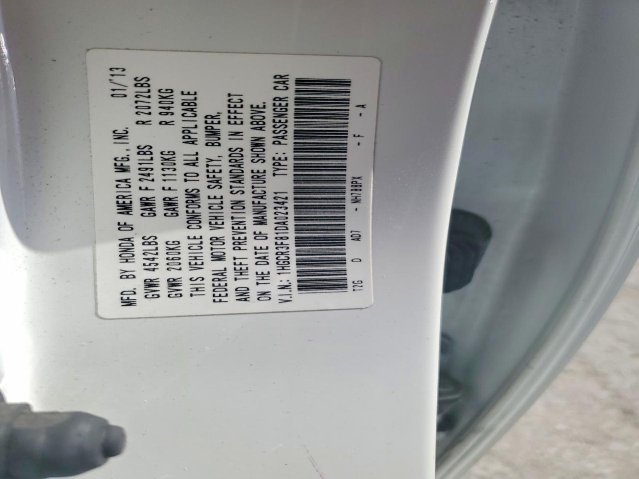2013 Honda Accord White vin: 1HGCR3F81DA023421