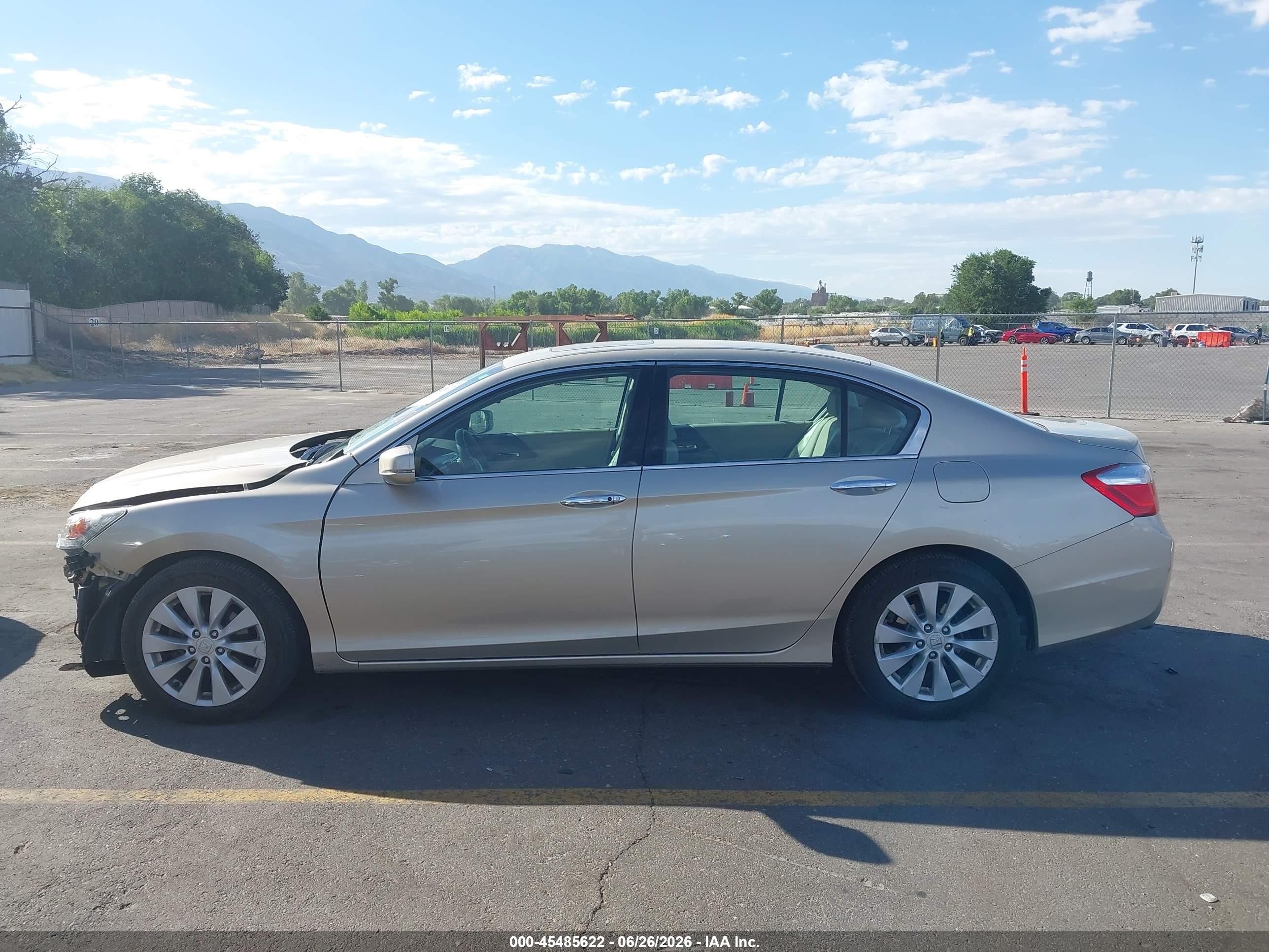 2014 Honda Accord Ex-l V-6 Cream vin: 1HGCR3F81EA040351