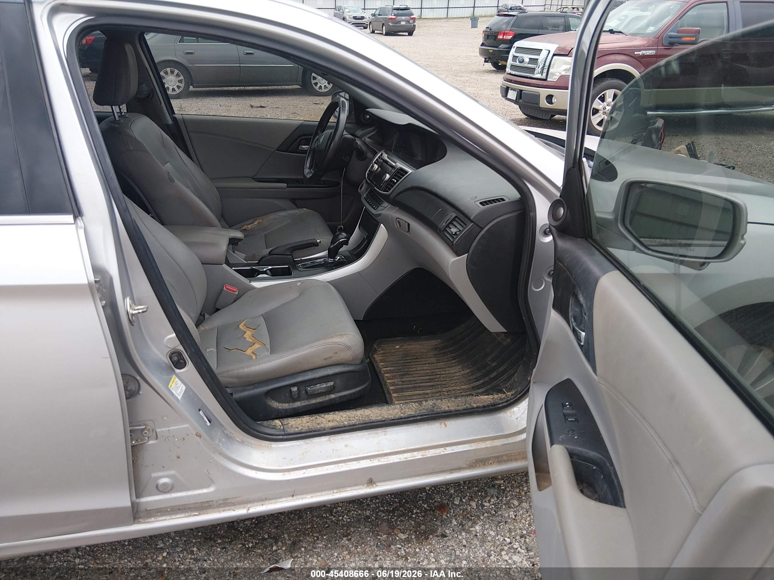2013 Honda Accord Ex-l V-6 Silver vin: 1HGCR3F82DA000603