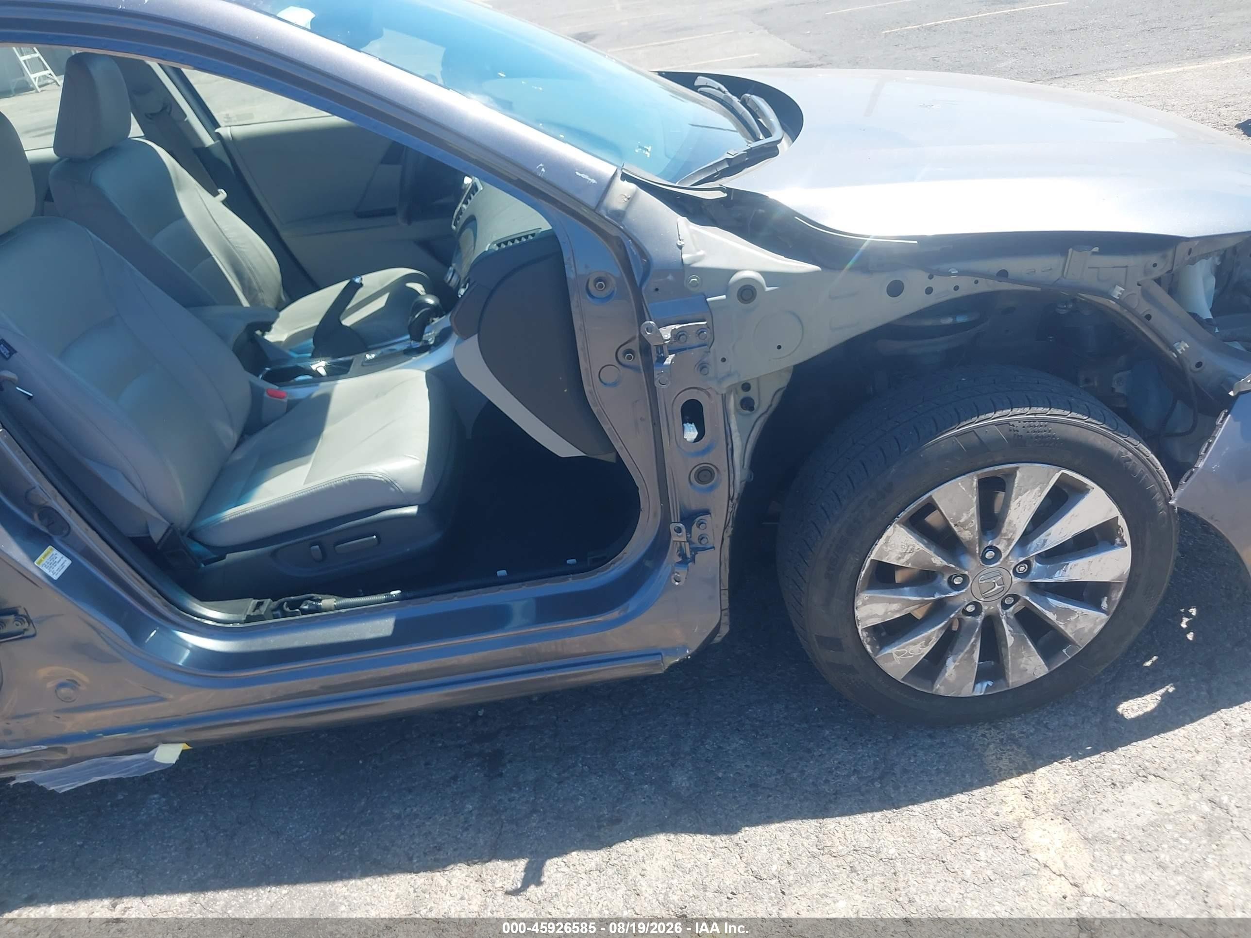 2013 Honda Accord Ex-l V-6 Silver vin: 1HGCR3F82DA016140