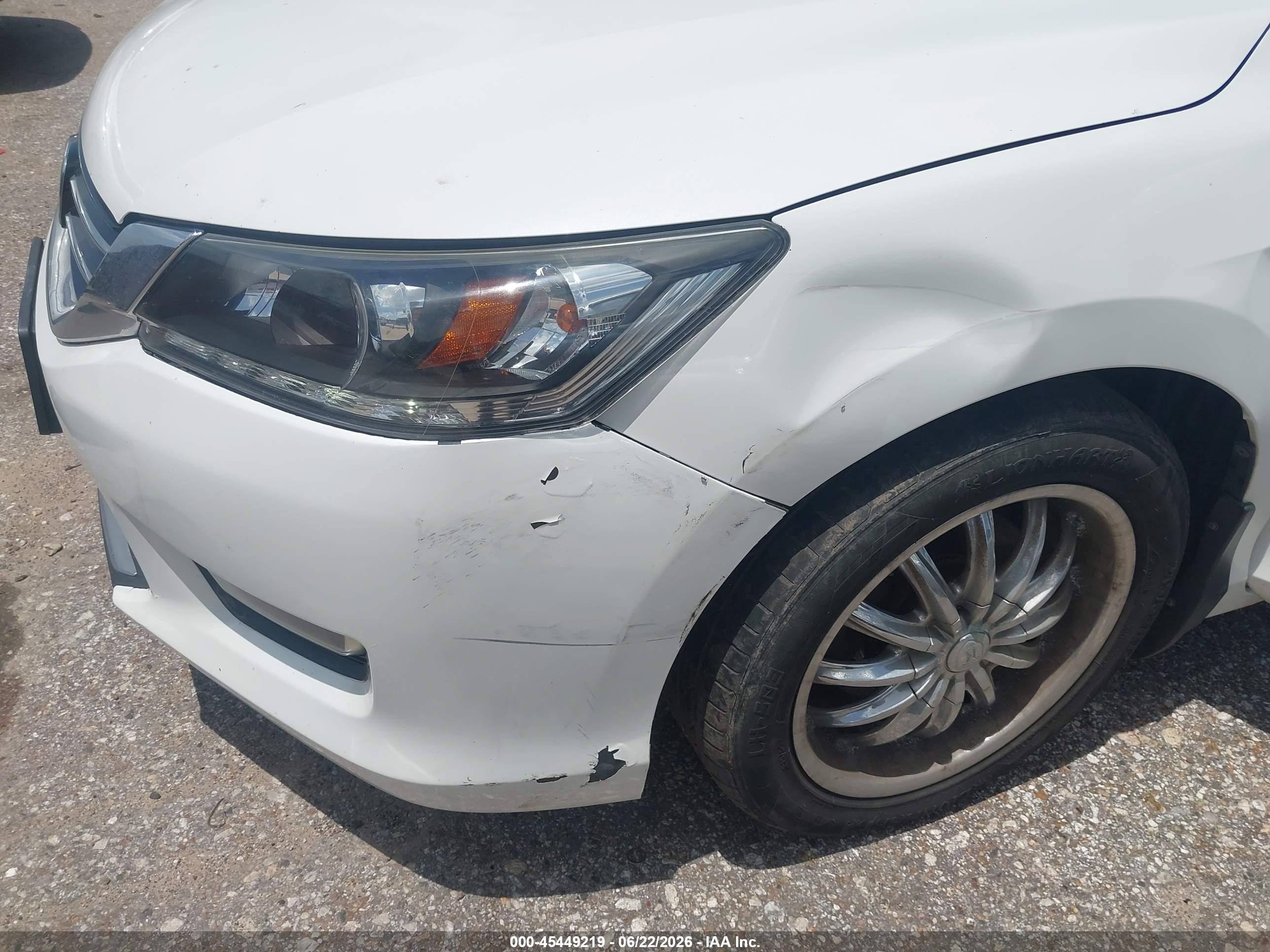 2013 Honda Accord Ex-l V-6 White vin: 1HGCR3F82DA019667