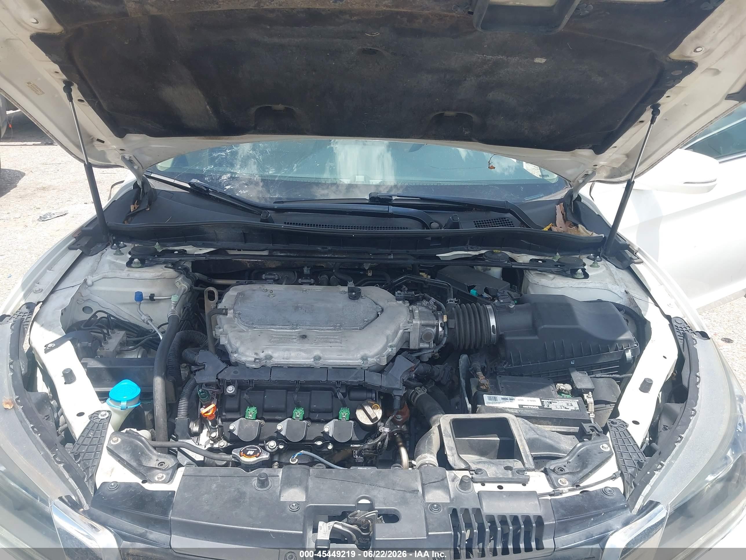 2013 Honda Accord Ex-l V-6 White vin: 1HGCR3F82DA019667