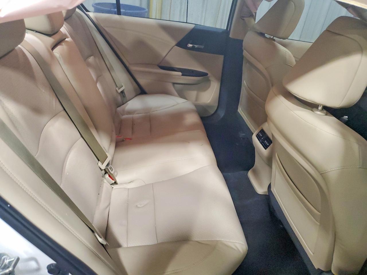 2013 Honda Accord Exl White vin: 1HGCR3F82DA031754