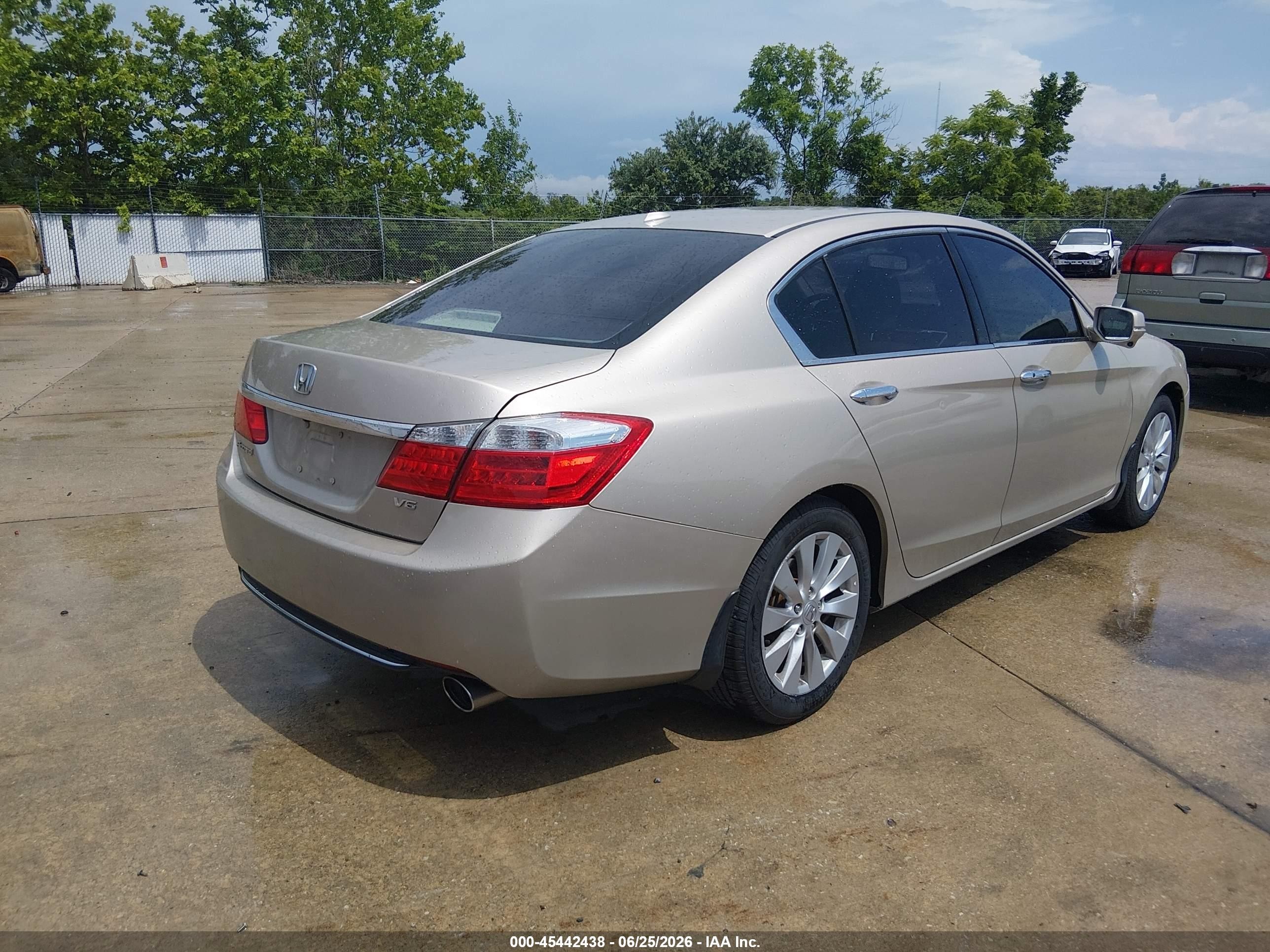 2013 Honda Accord Ex-l V-6 Champagne vin: 1HGCR3F82DA042236