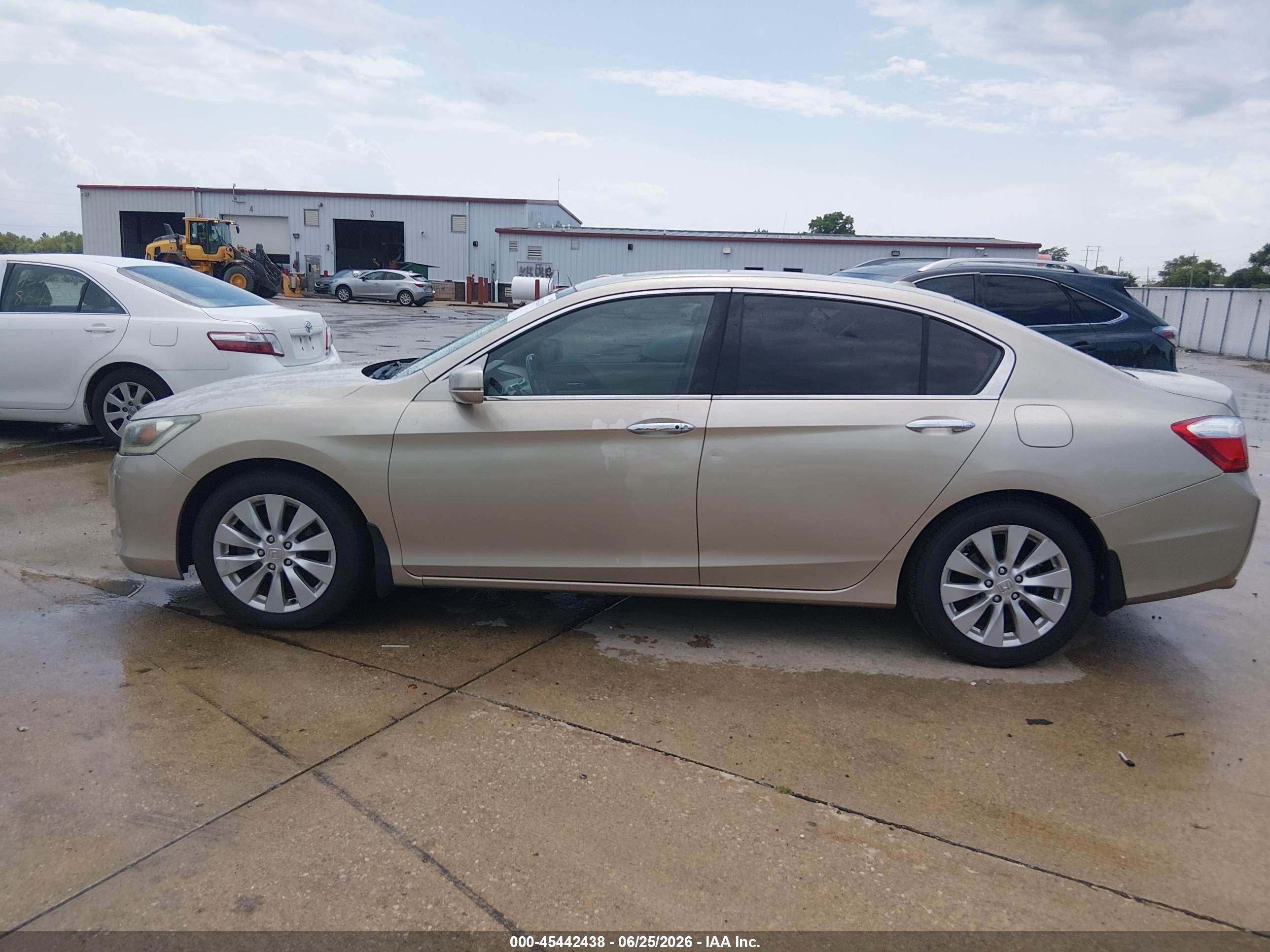 2013 Honda Accord Ex-l V-6 Champagne vin: 1HGCR3F82DA042236