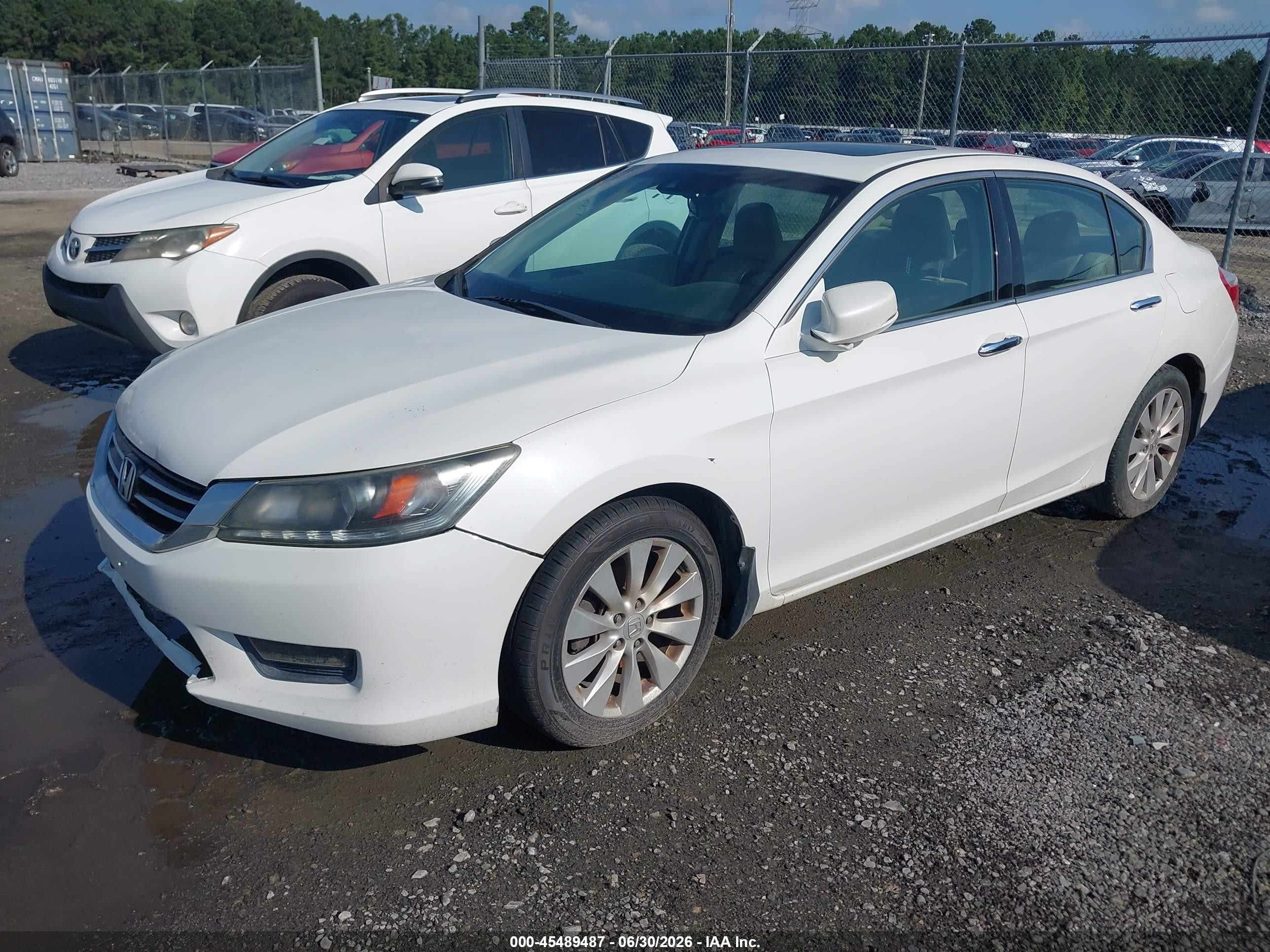 2014 Honda Accord Ex-l V-6 White vin: 1HGCR3F82EA005107