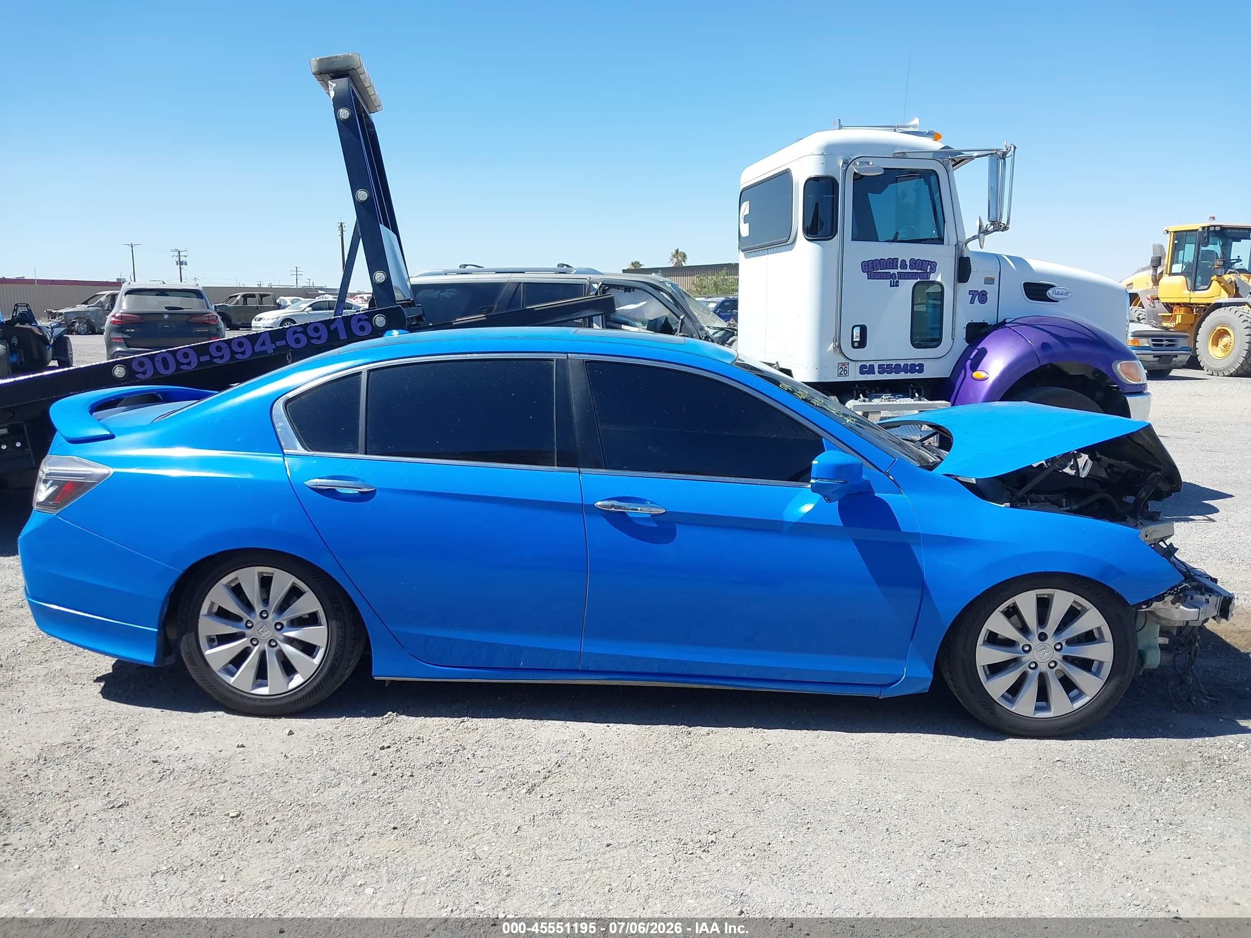 2014 Honda Accord Ex-l V-6 Blue vin: 1HGCR3F82EA022232