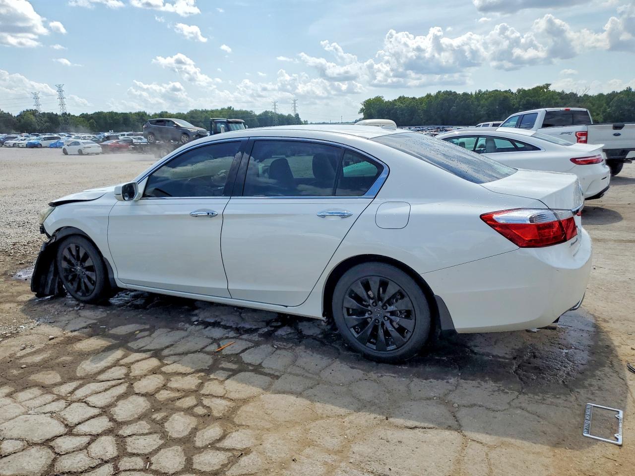 2014 Honda Accord Exl White vin: 1HGCR3F82EA022585