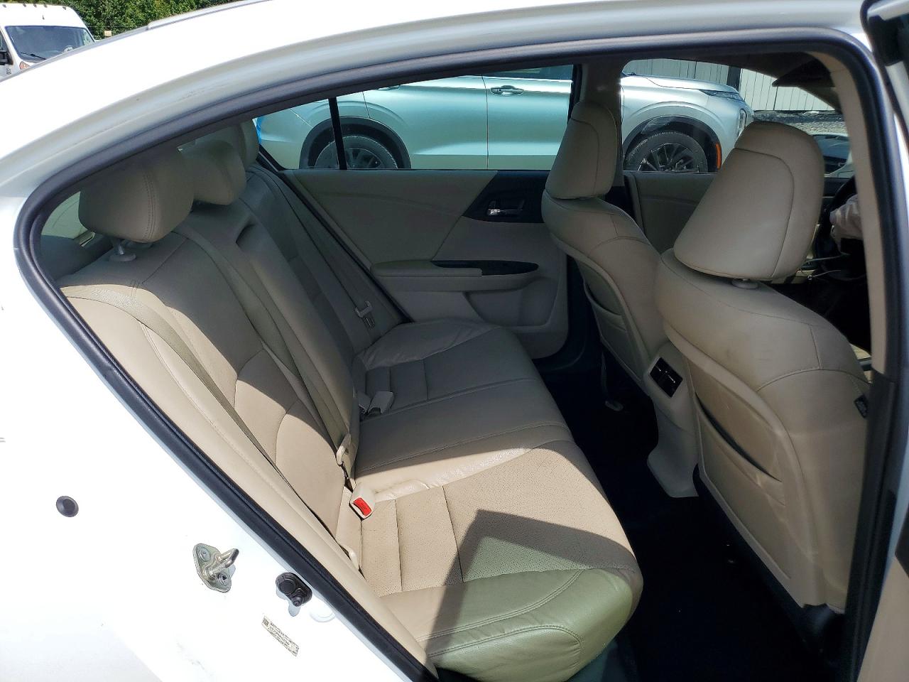 2014 Honda Accord Exl White vin: 1HGCR3F82EA022585