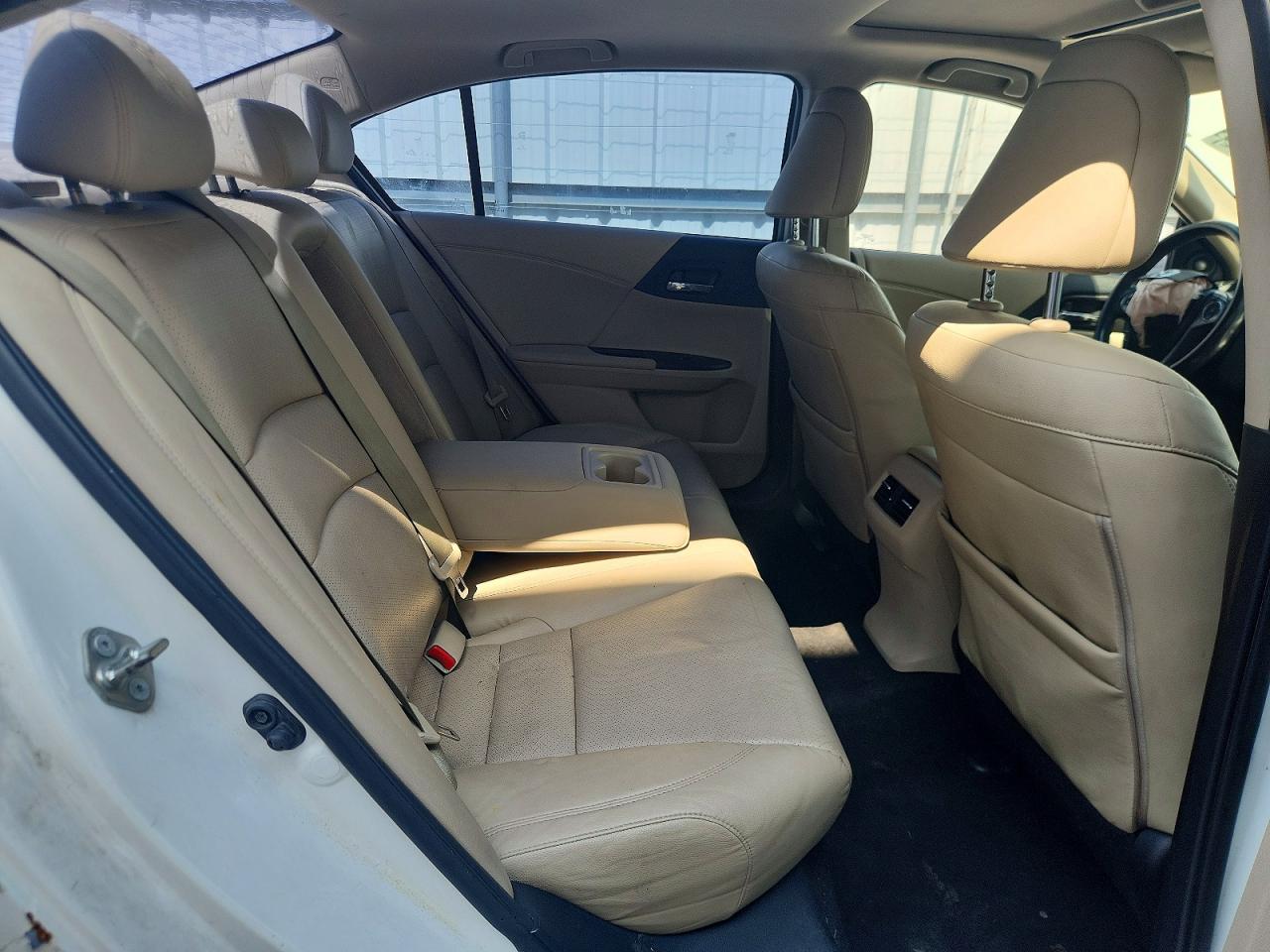 2015 Honda Accord Exl White vin: 1HGCR3F82FA014617