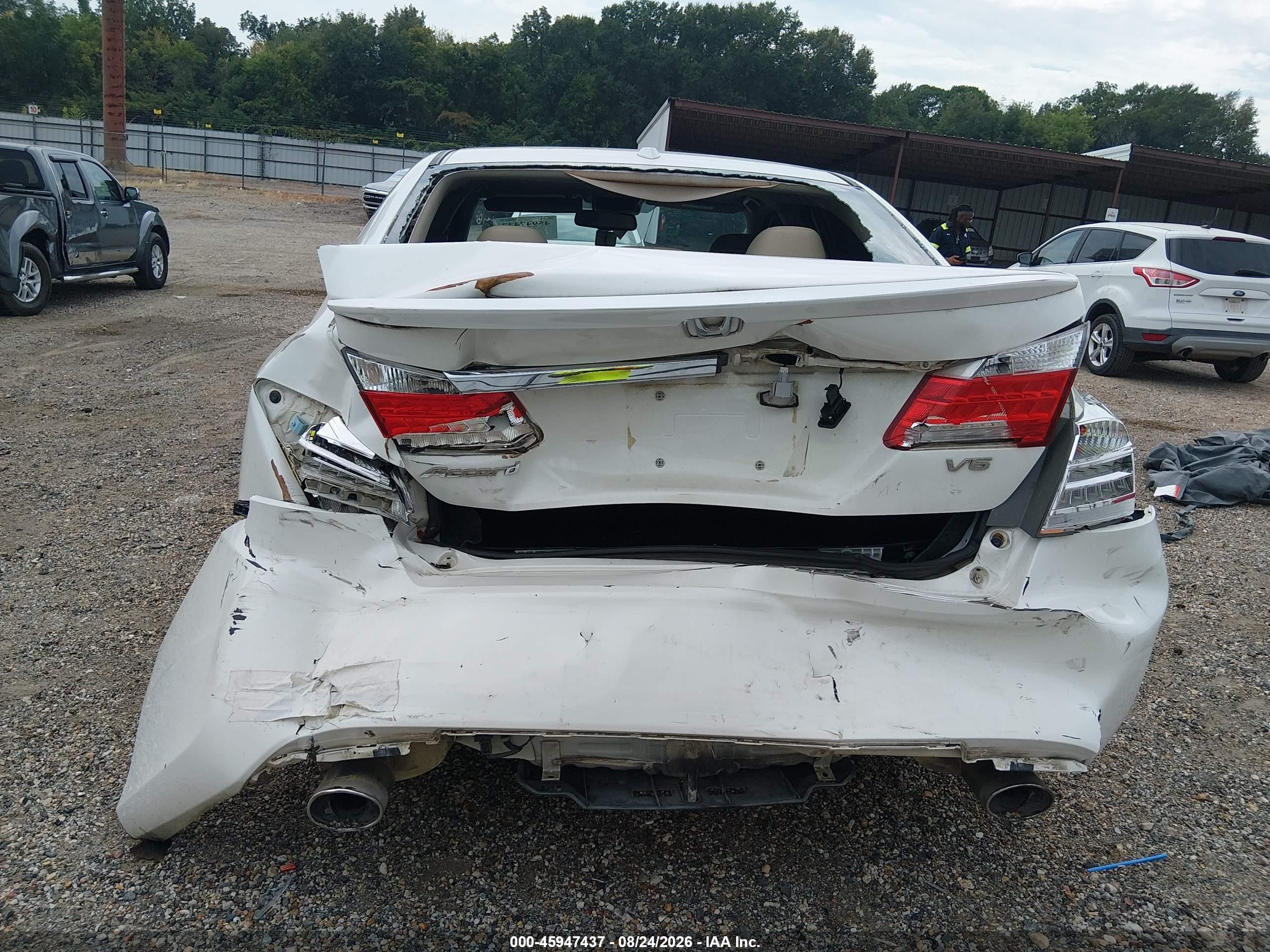2013 Honda Accord Ex-l V-6 White vin: 1HGCR3F83DA014252