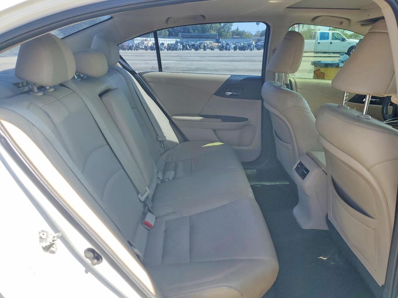 2013 Honda Accord Exl White vin: 1HGCR3F83DA025090