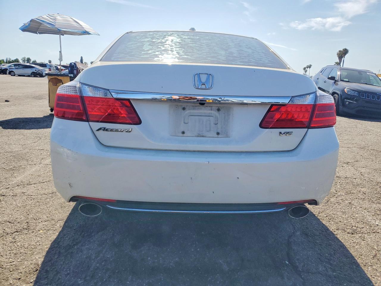2013 Honda Accord Exl White vin: 1HGCR3F83DA025090