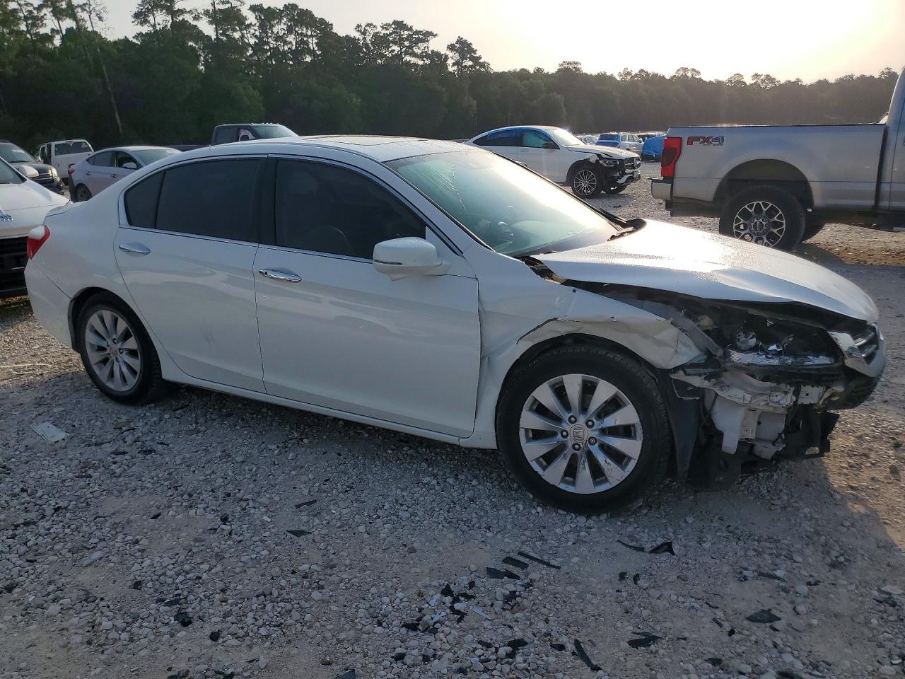2014 Honda Accord Exl White vin: 1HGCR3F83EA017864