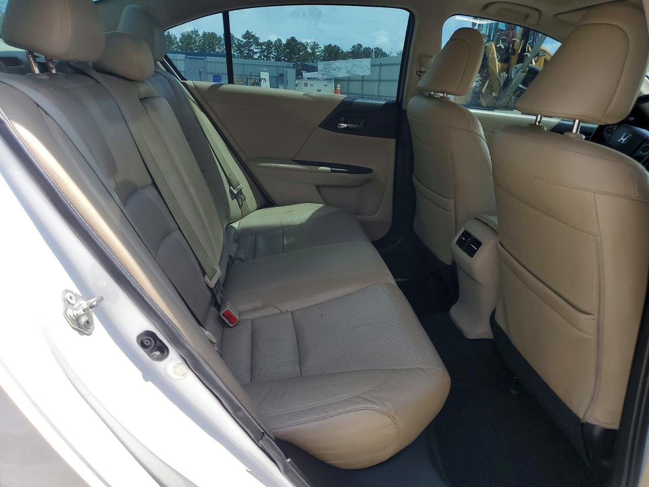2015 Honda Accord Exl White vin: 1HGCR3F83FA026338