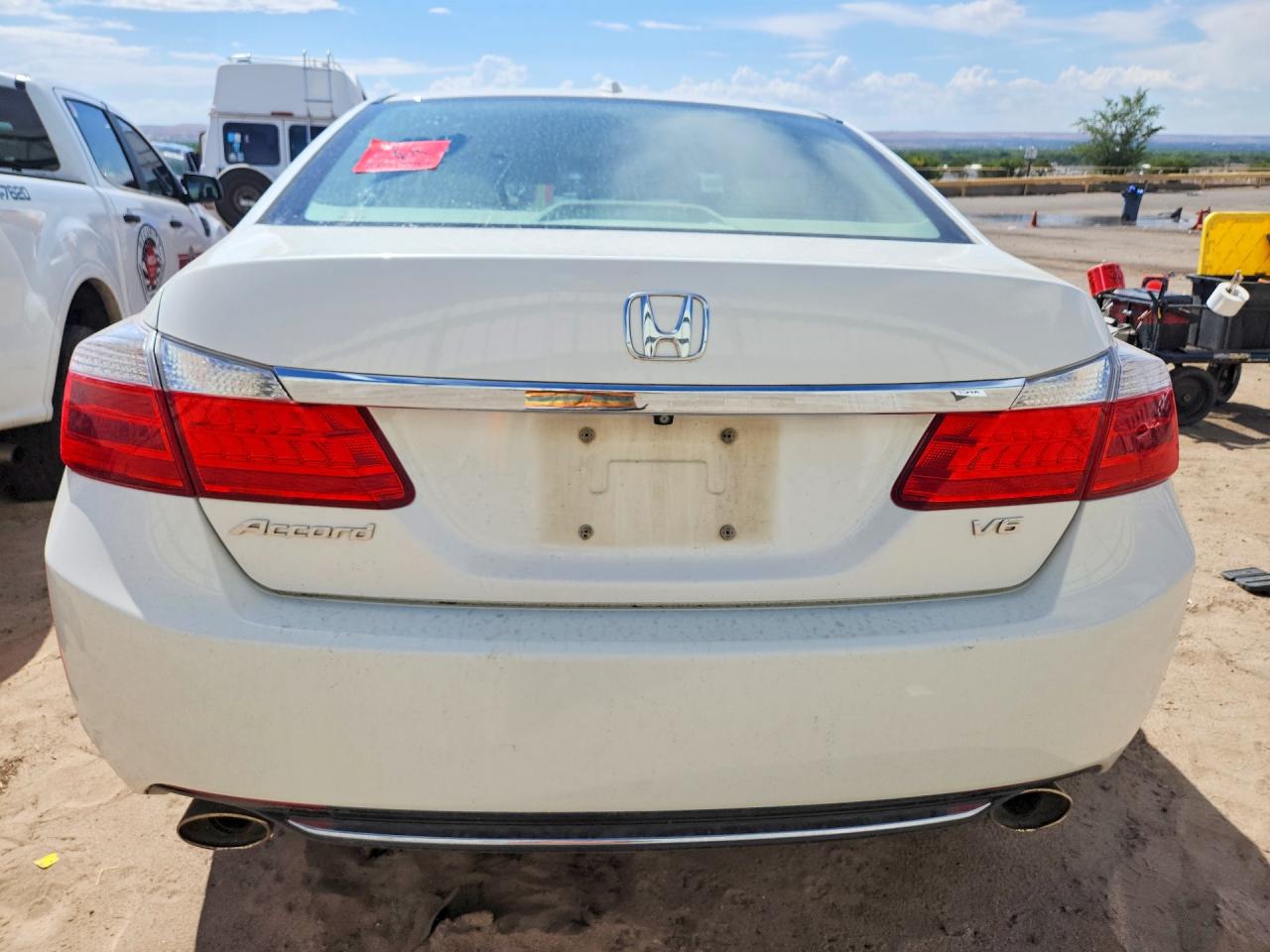 2015 Honda Accord Exl White vin: 1HGCR3F83FA034035