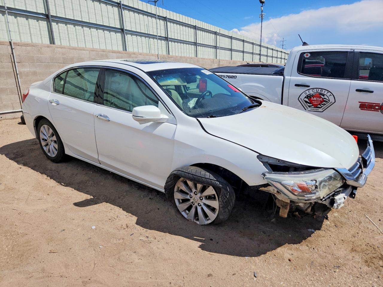 2015 Honda Accord Exl White vin: 1HGCR3F83FA034035