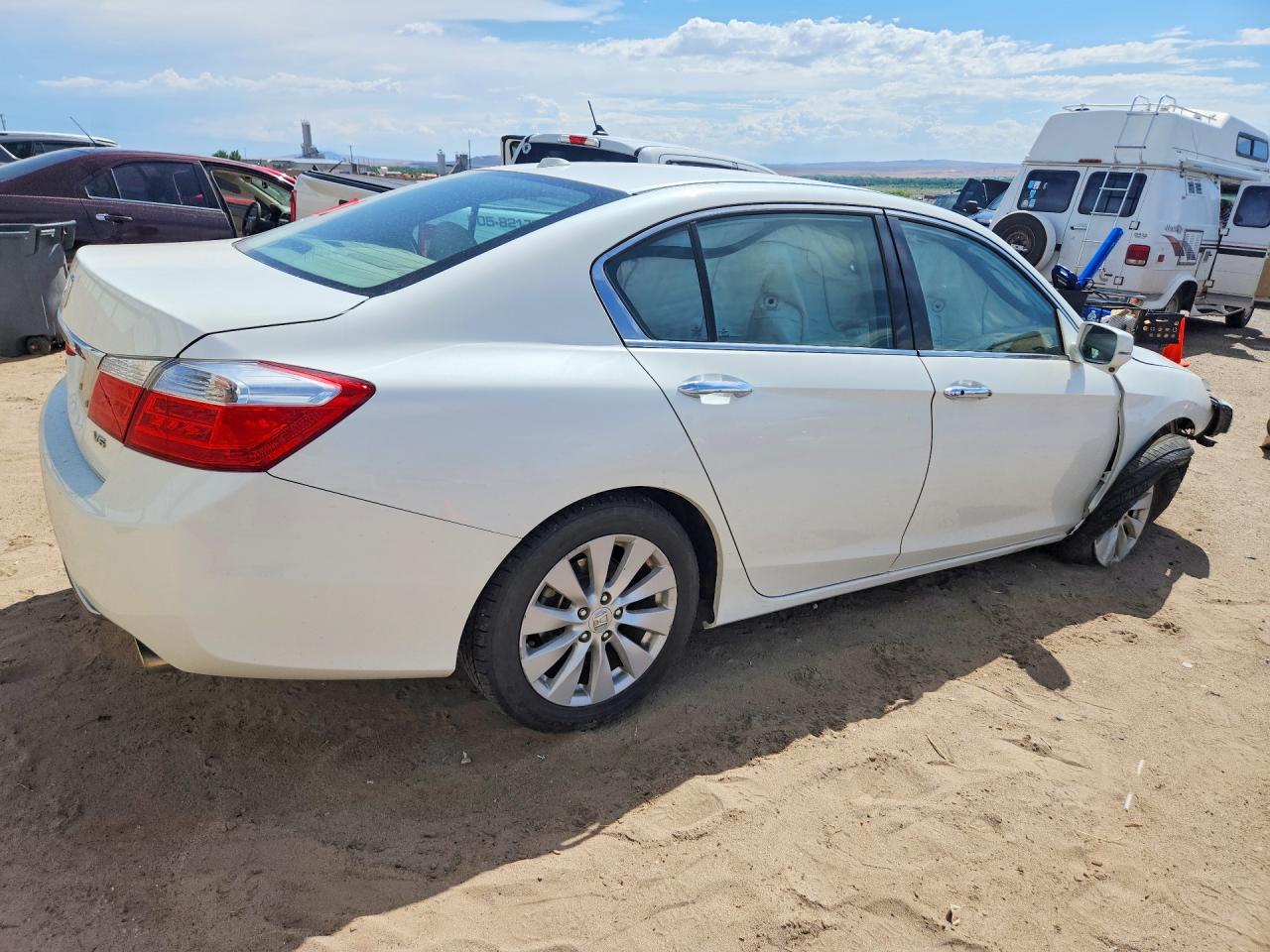 2015 Honda Accord Exl White vin: 1HGCR3F83FA034035