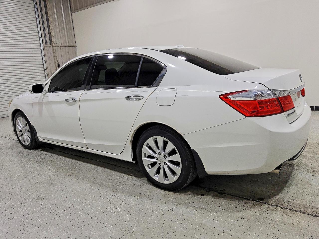 2013 Honda Accord Exl White vin: 1HGCR3F84DA002918
