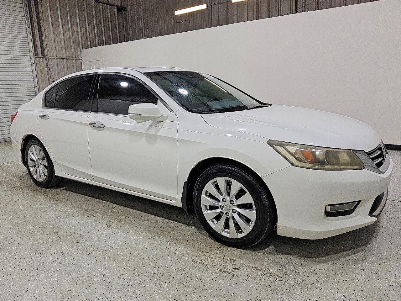 2013 Honda Accord Exl White vin: 1HGCR3F84DA002918