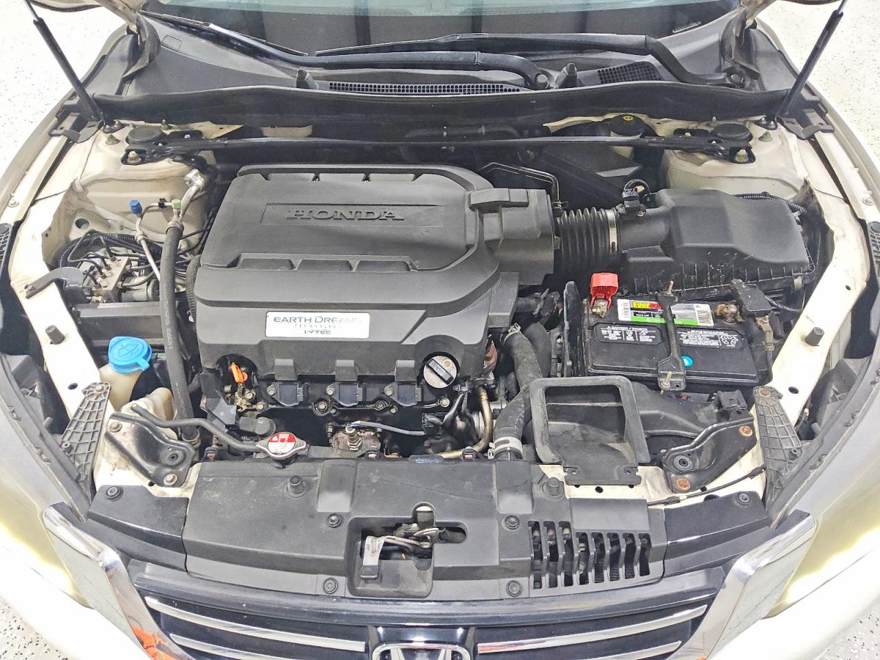 2013 Honda Accord Exl White vin: 1HGCR3F84DA002918