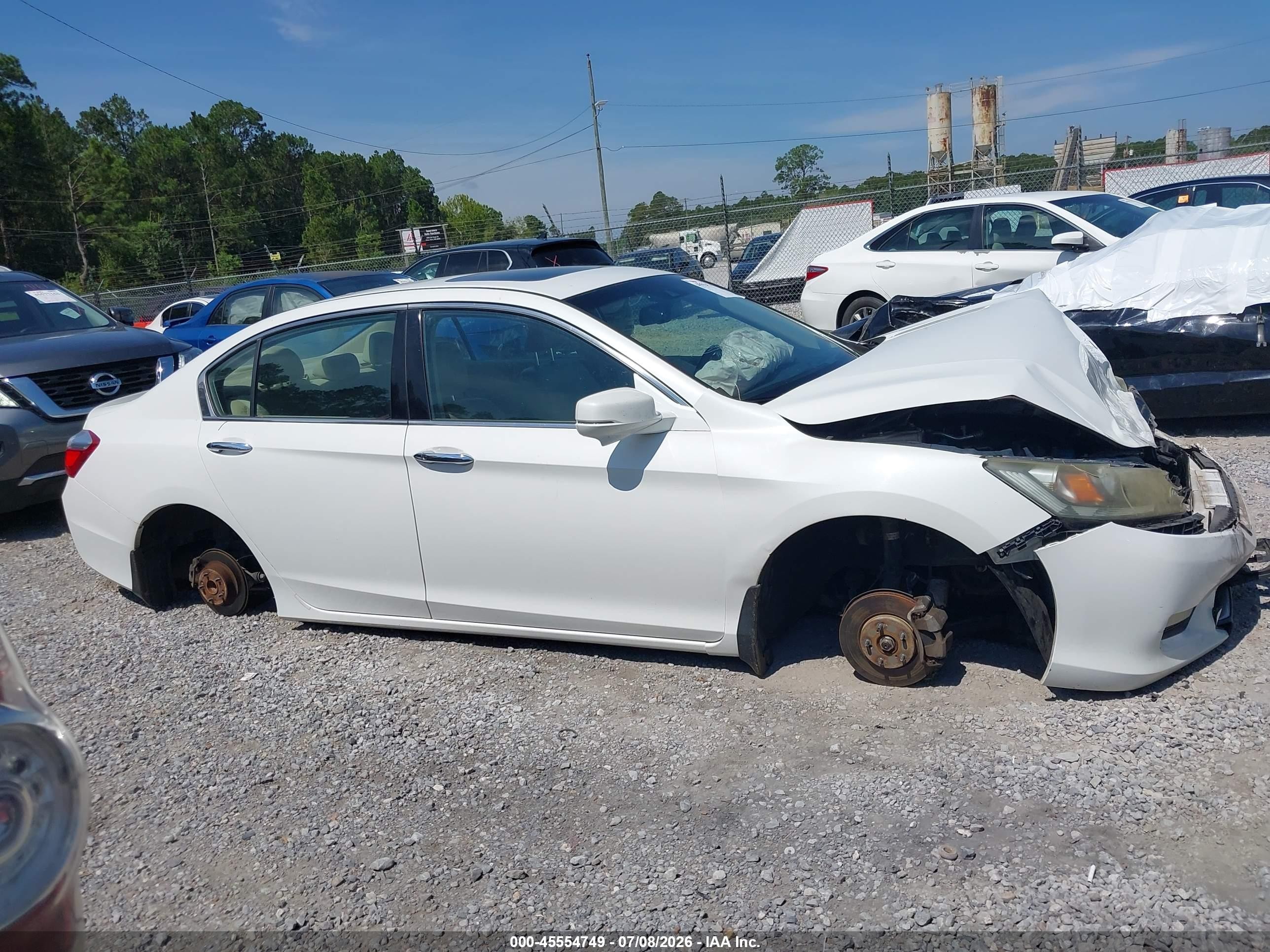 2013 Honda Accord Ex-l V-6 White vin: 1HGCR3F84DA006435