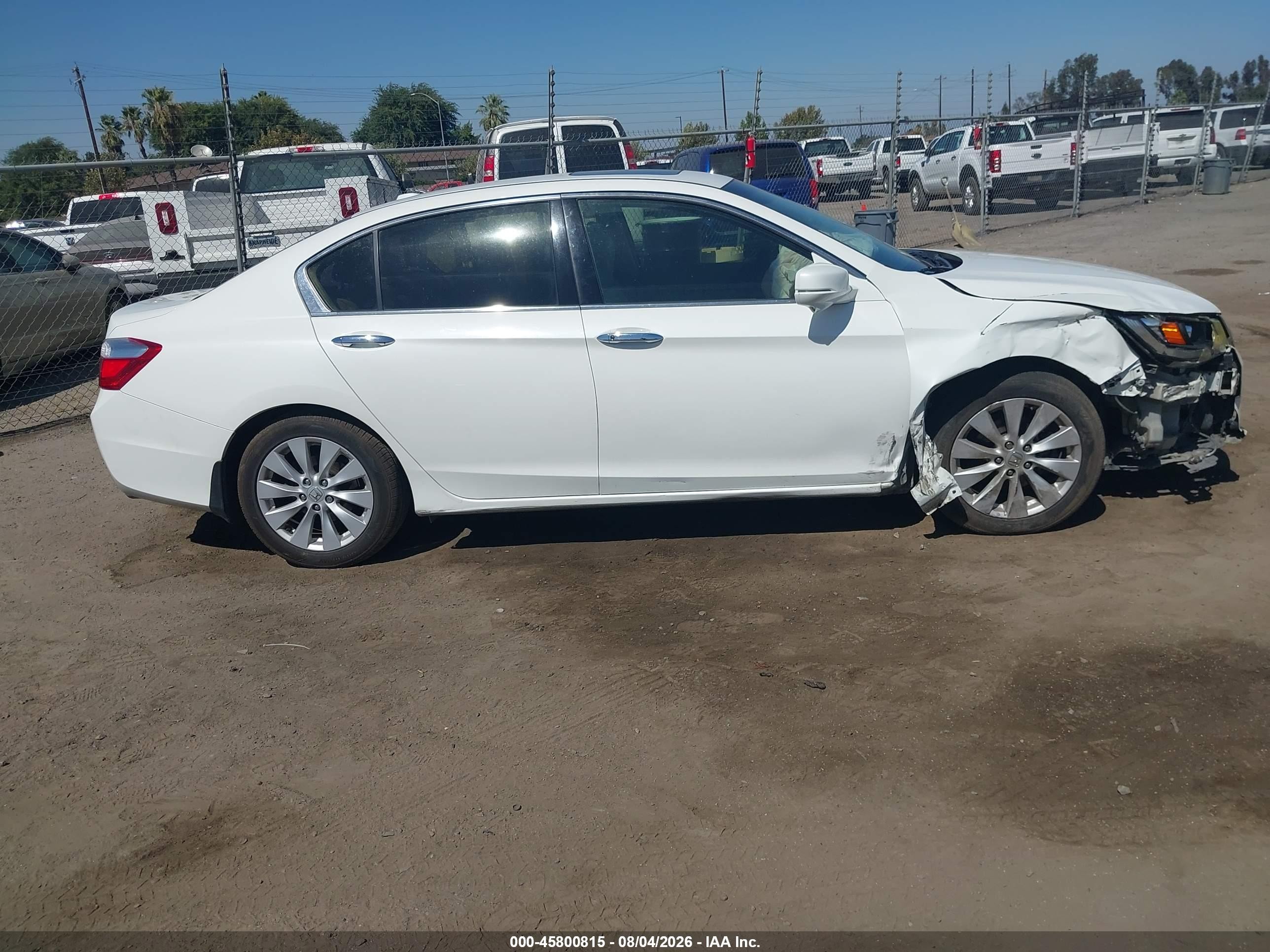 2013 Honda Accord Ex-l V-6 White vin: 1HGCR3F84DA007309