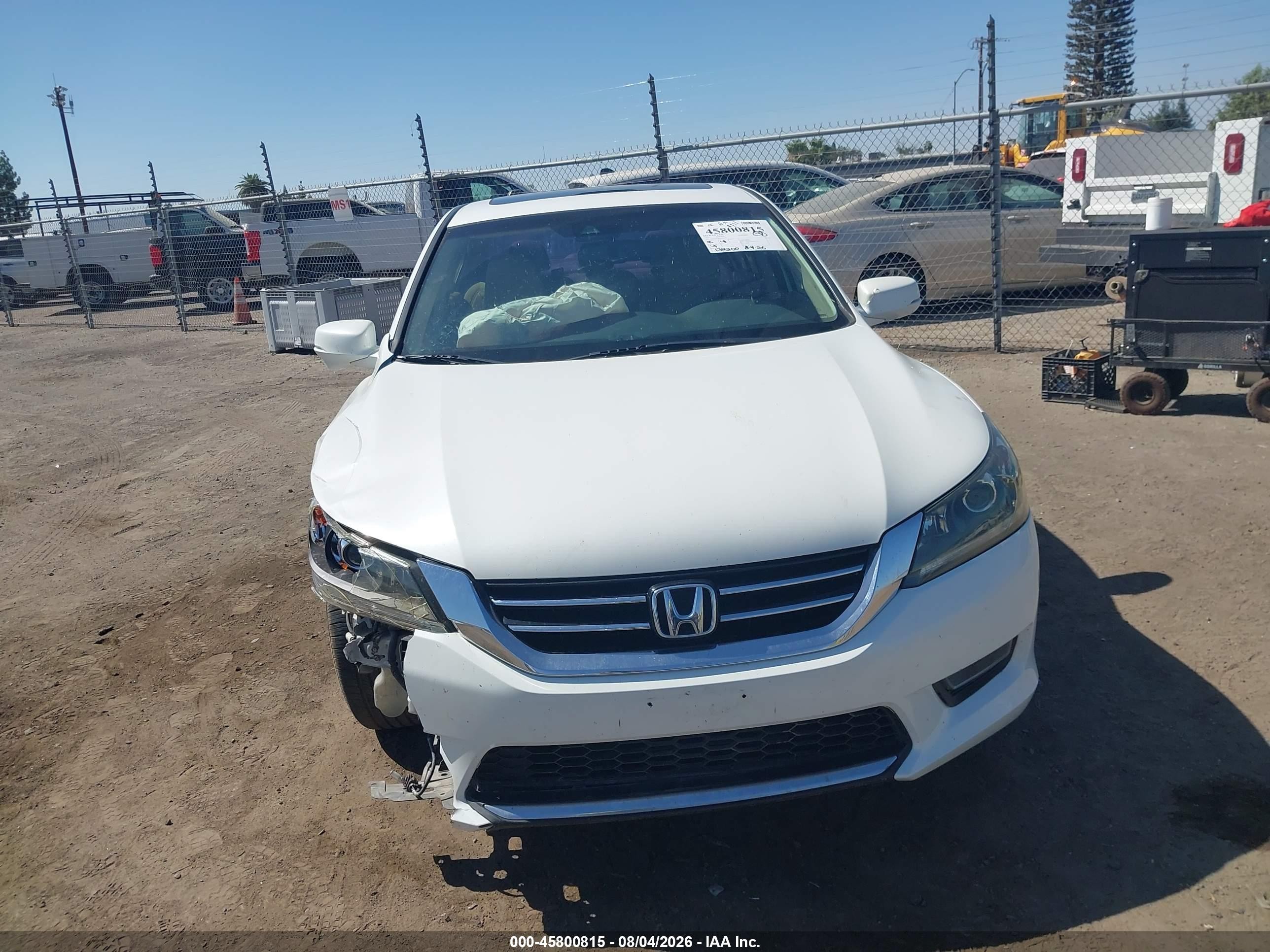 2013 Honda Accord Ex-l V-6 White vin: 1HGCR3F84DA007309