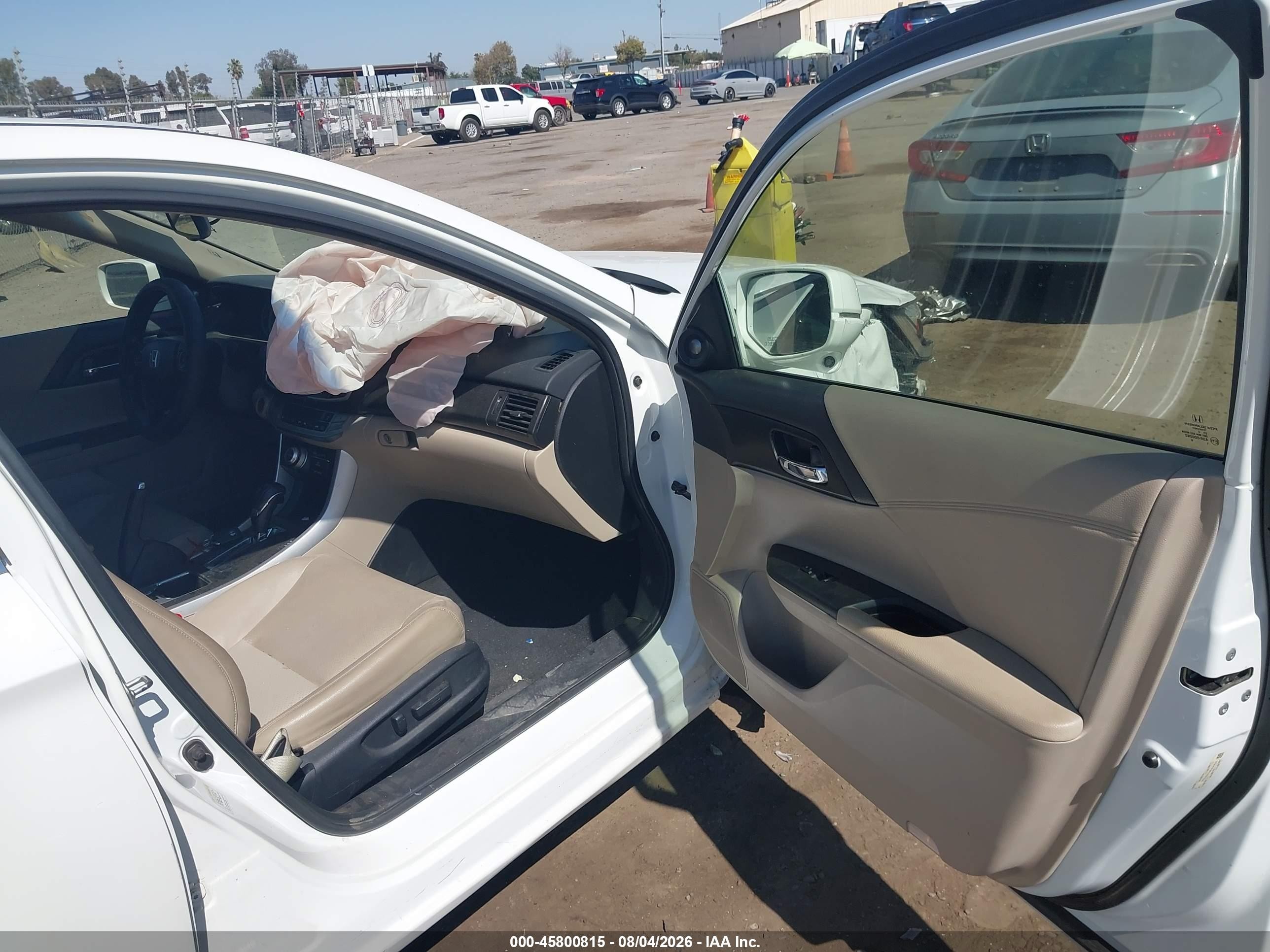 2013 Honda Accord Ex-l V-6 White vin: 1HGCR3F84DA007309