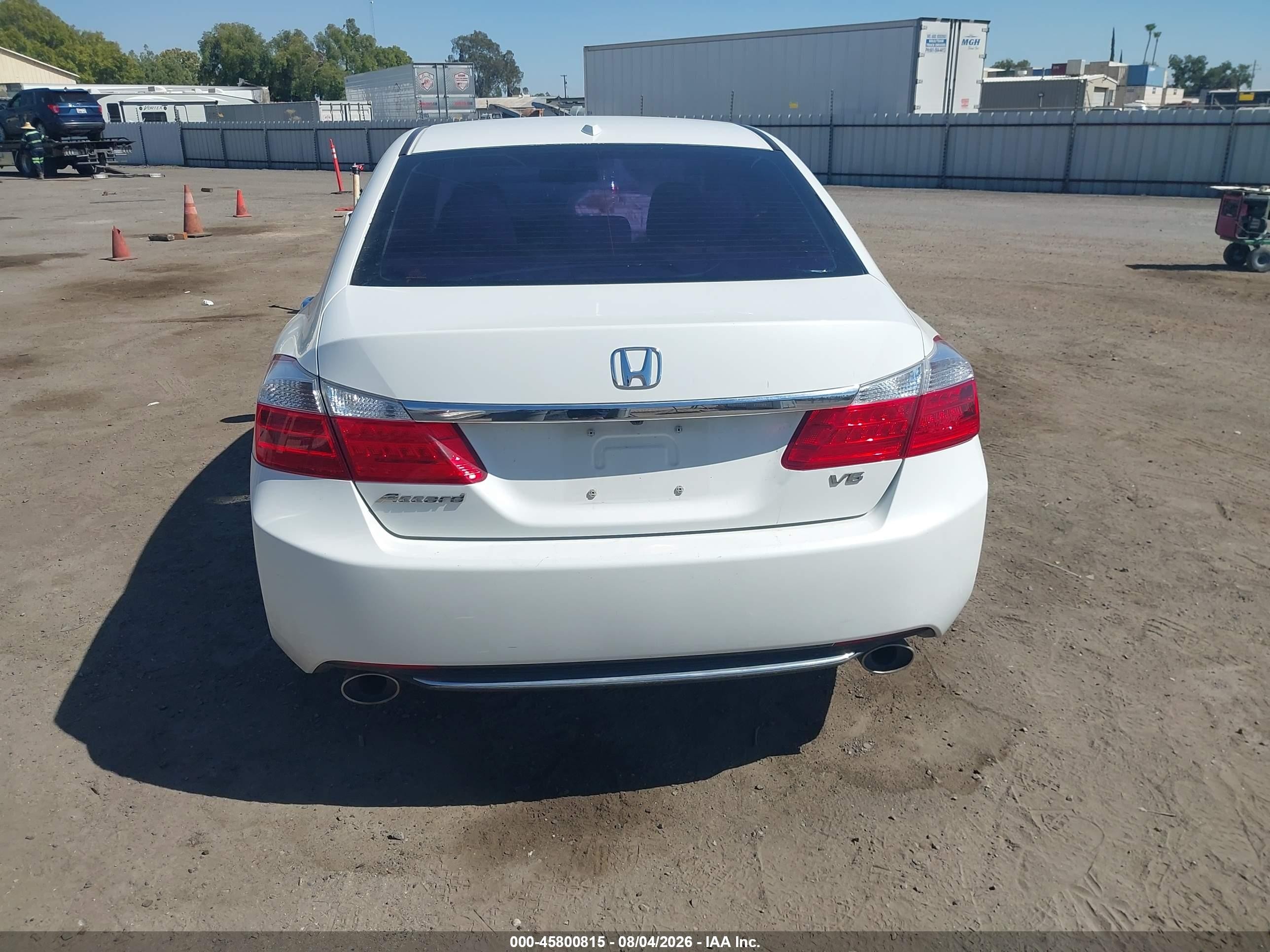 2013 Honda Accord Ex-l V-6 White vin: 1HGCR3F84DA007309